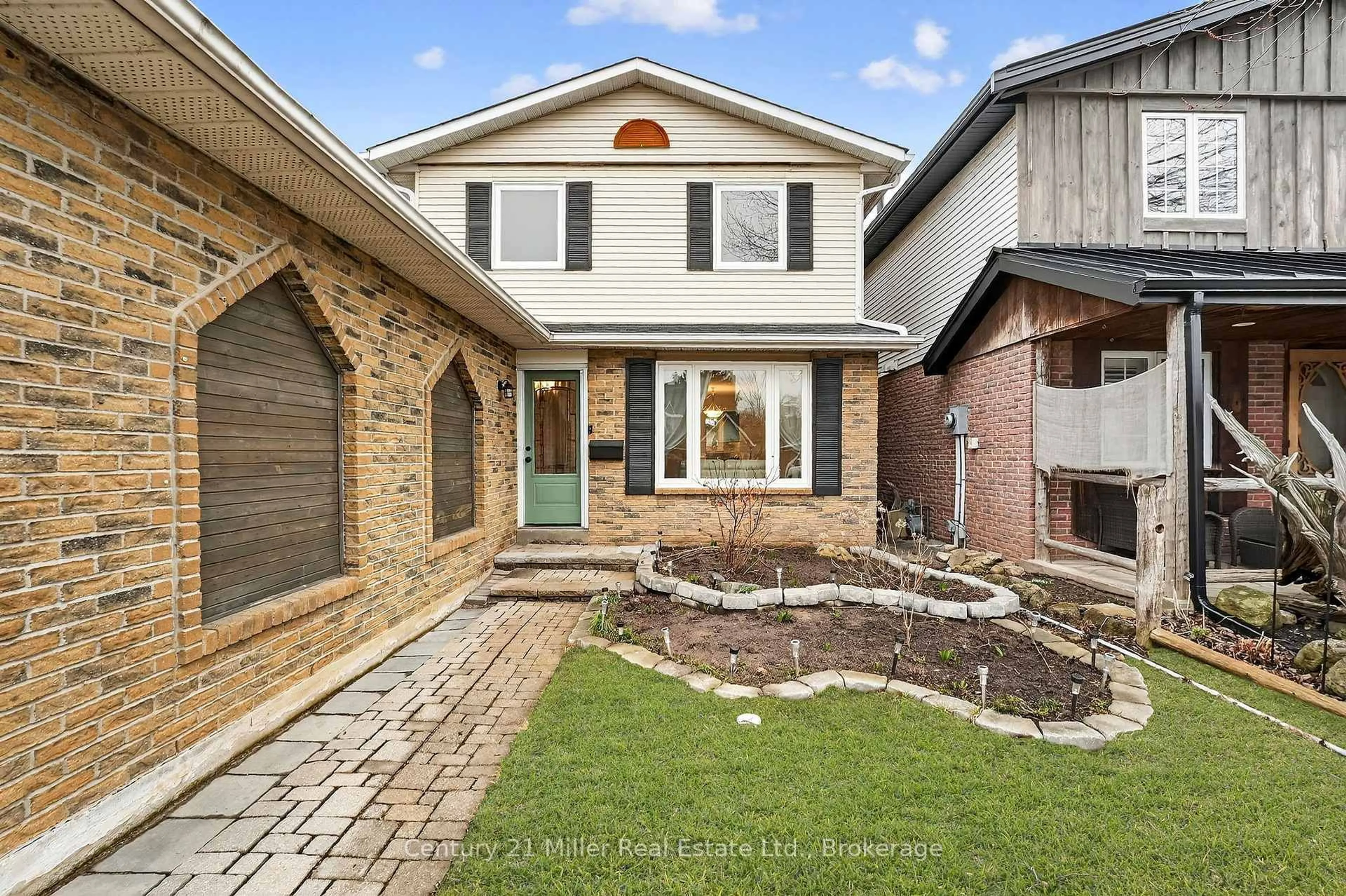 Home with brick exterior material, street for 2451 Malcolm Cres, Burlington Ontario L7P 3Y7