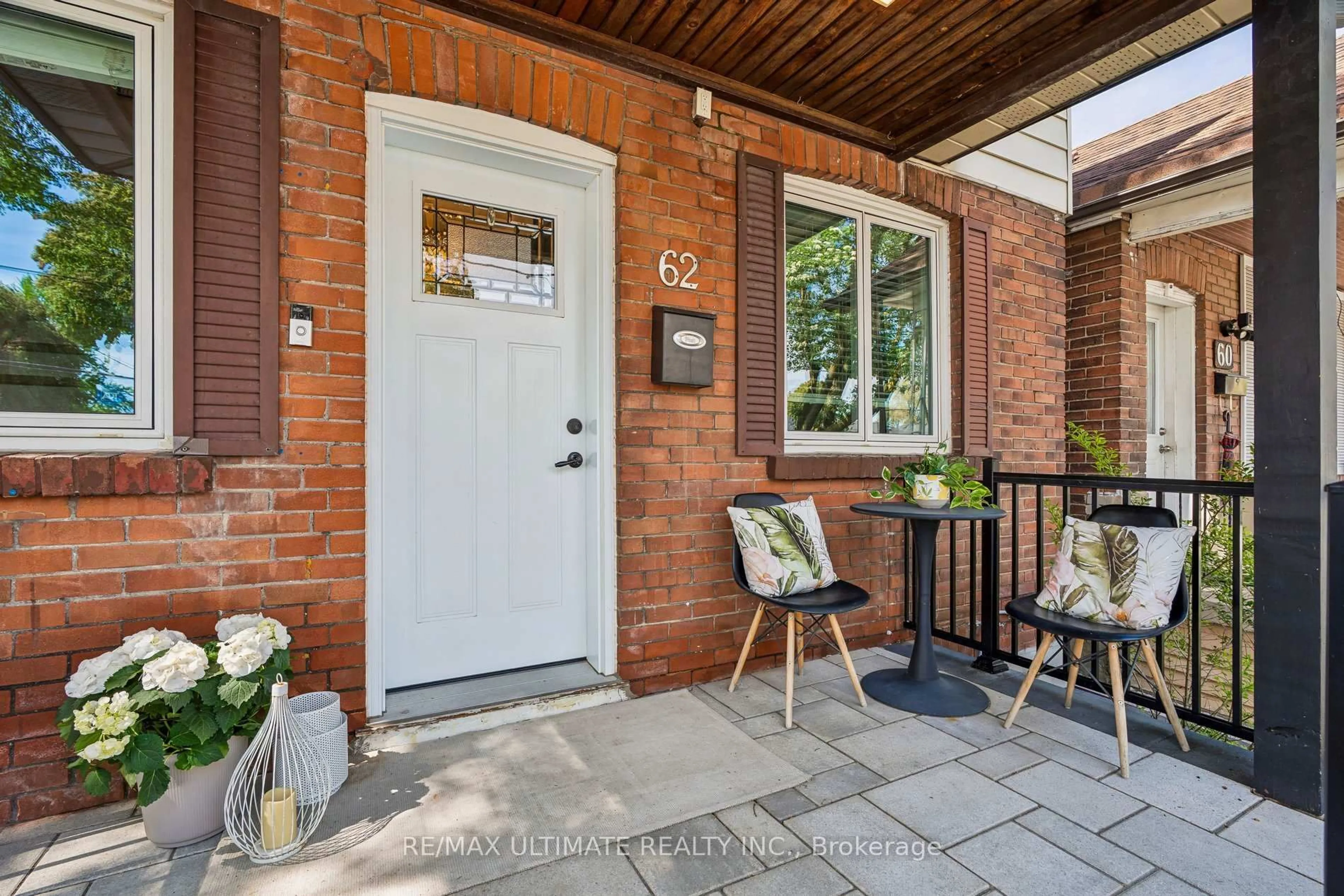 Indoor entryway for 62 Lambton Ave, Toronto Ontario M6N 2S1