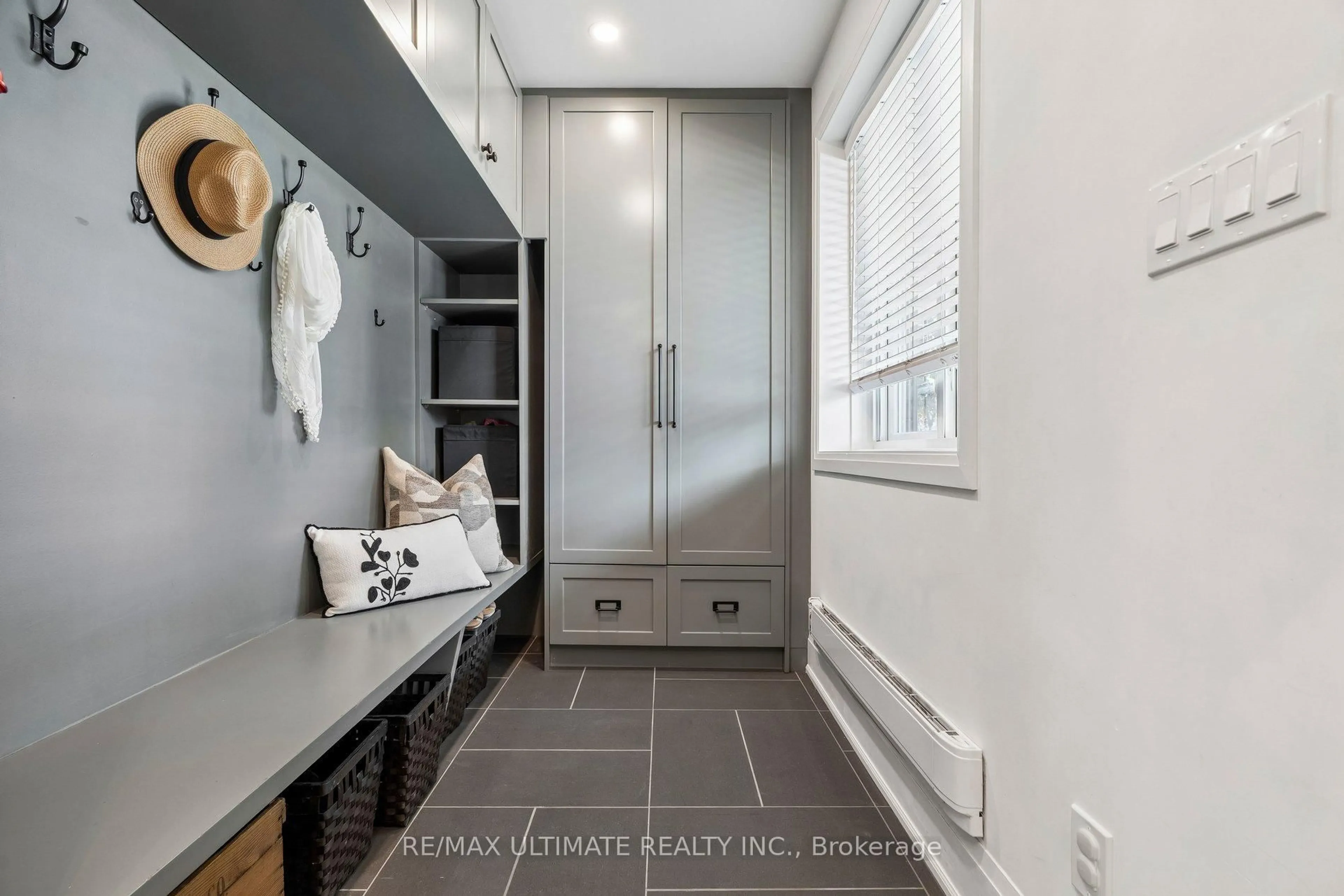 Laundry room for 62 Lambton Ave, Toronto Ontario M6N 2S1