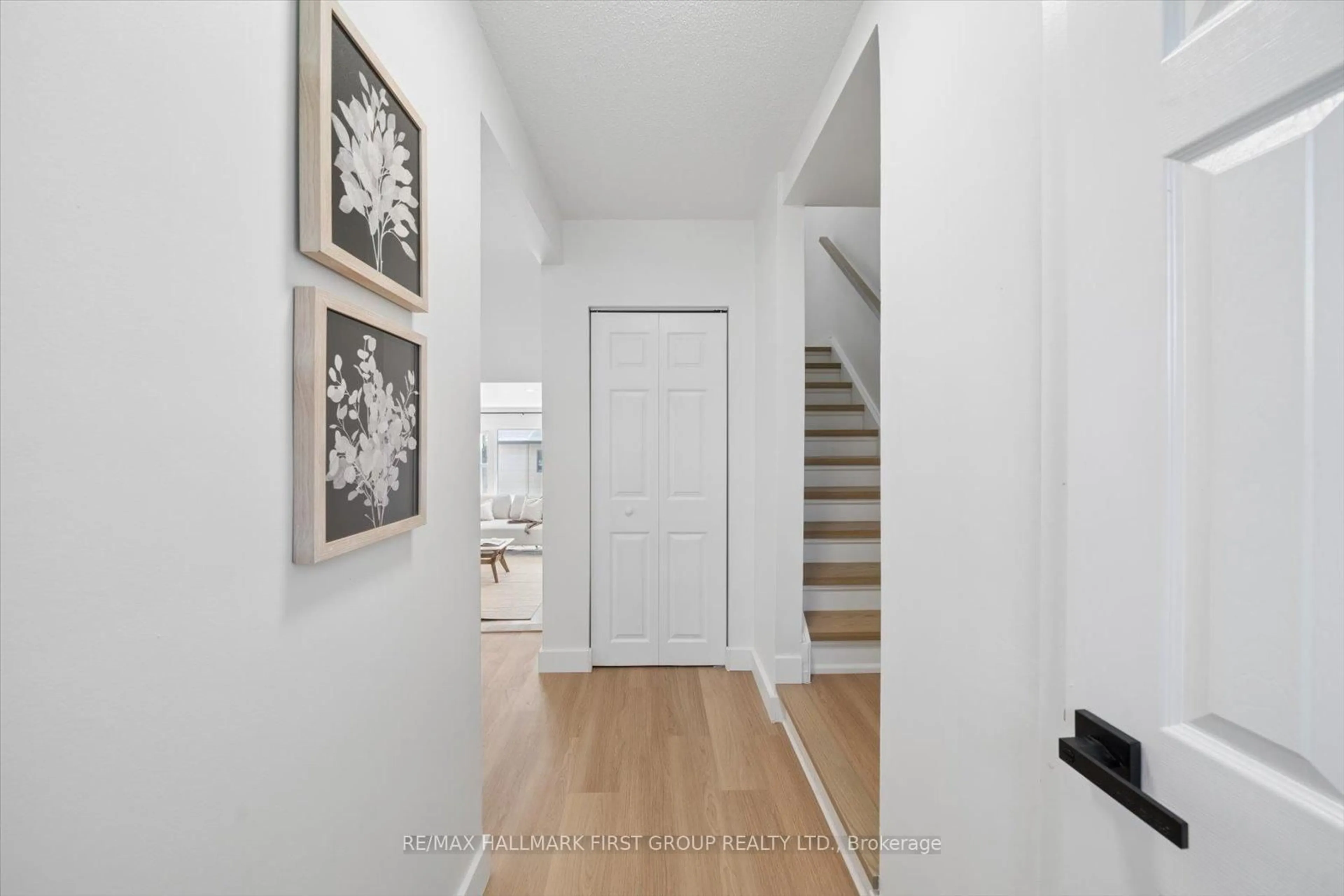 Indoor entryway for 30 Venetian Cres #128, Toronto Ontario M3N 2L8