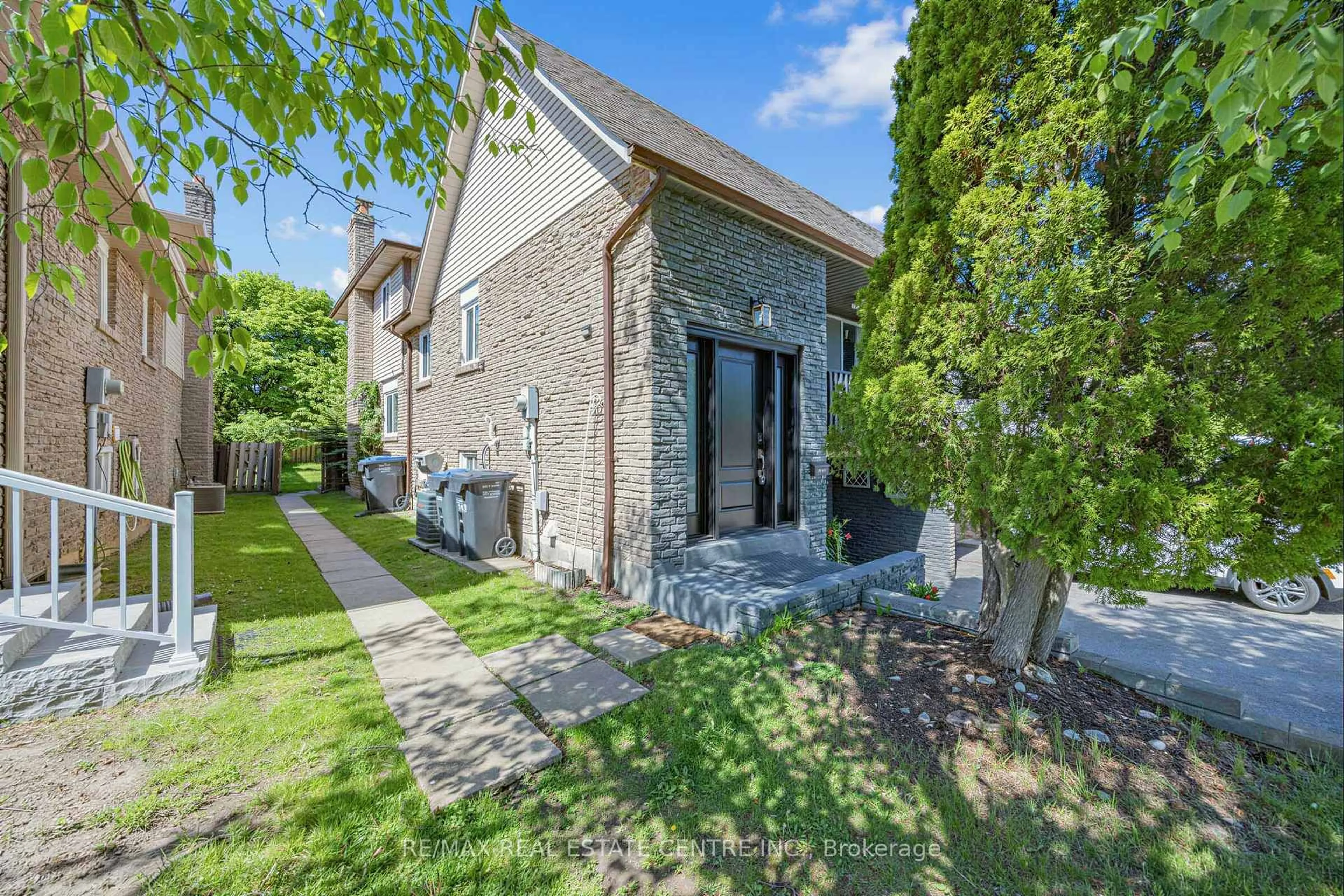 Unknown for 6348 Atherly Cres, Mississauga Ontario L5N 2J2