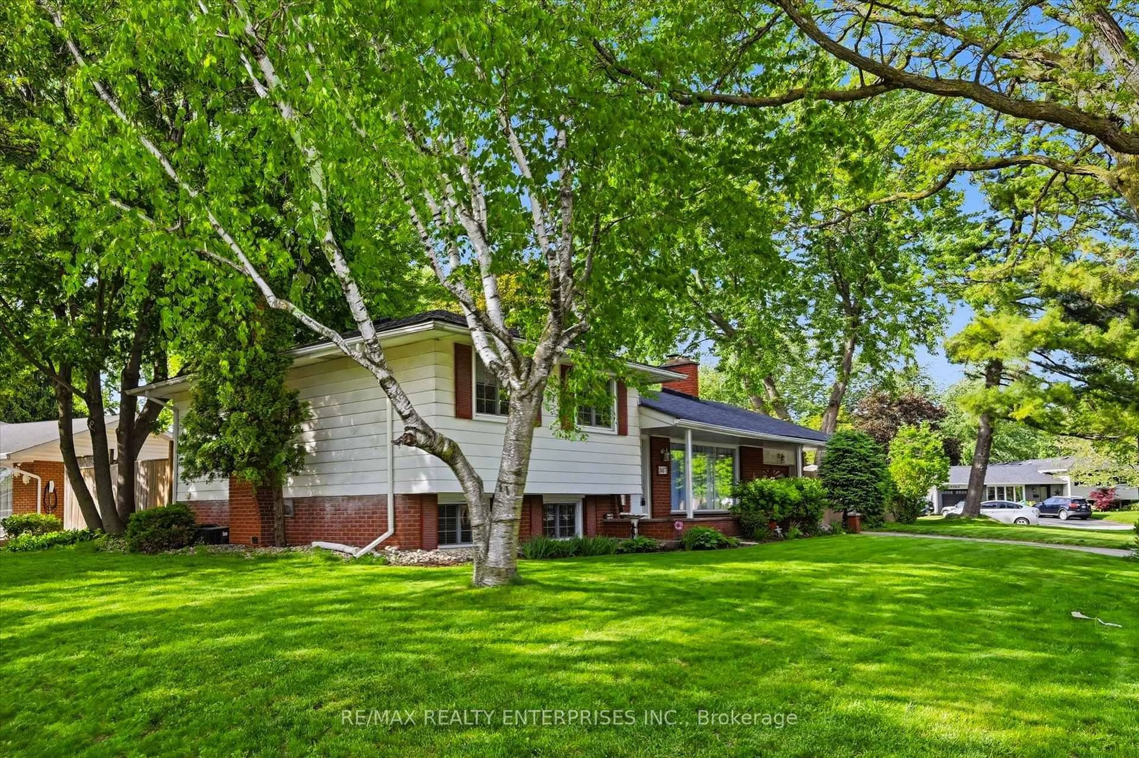 Unknown for 5187 Carousel Crt, Burlington Ontario L7L 3W7