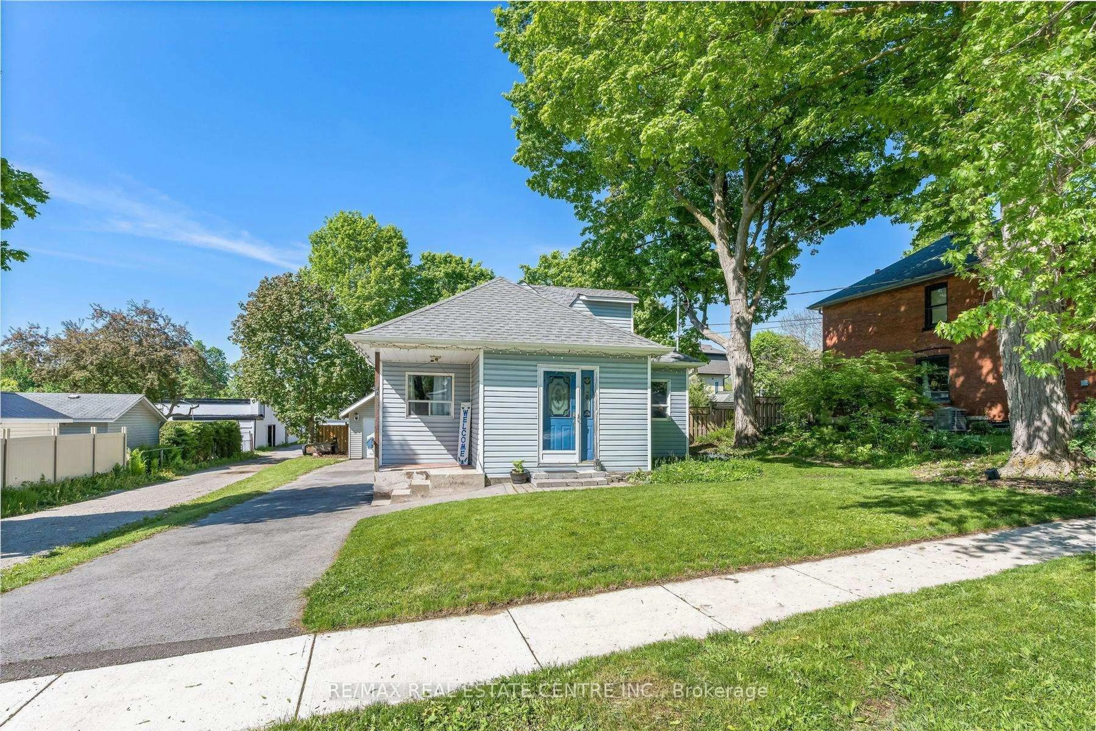Unknown for 44 Willow St, Halton Hills Ontario L7J 2A2