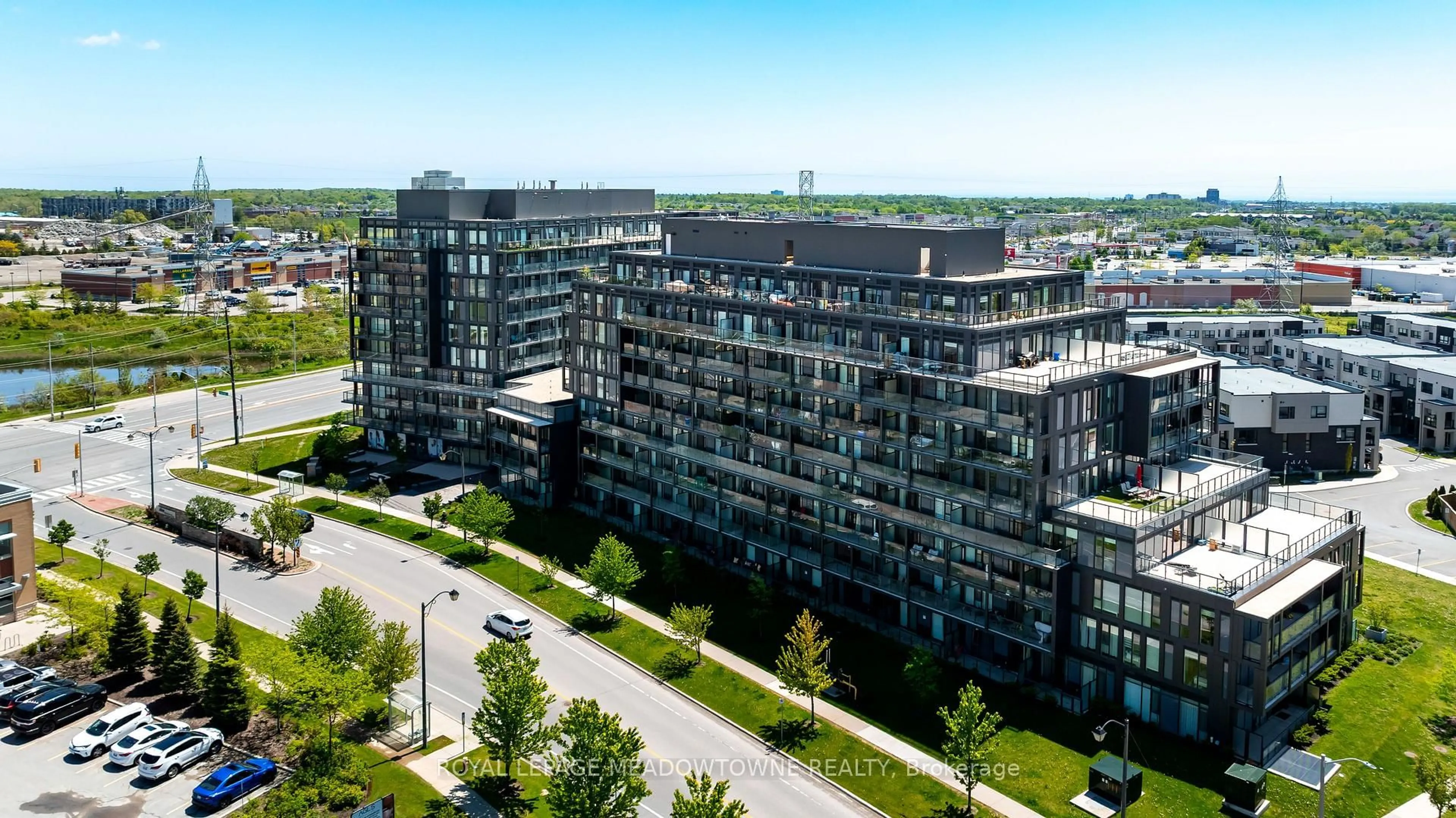Unknown for 3200 Dakota Common #B602, Burlington Ontario L7M 2A7