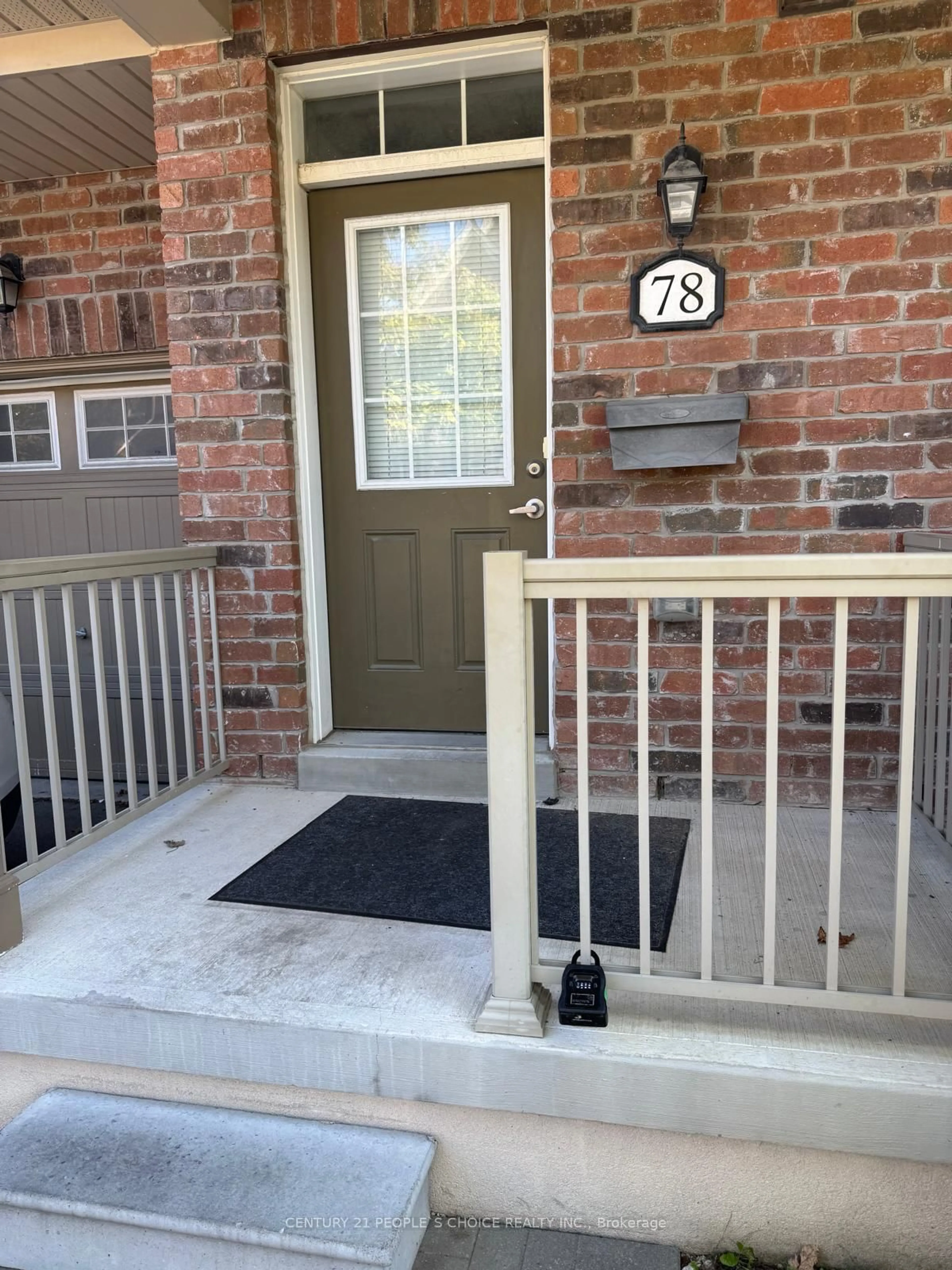 Indoor entryway for 78 Utopia Way, Brampton Ontario L6P 4A5