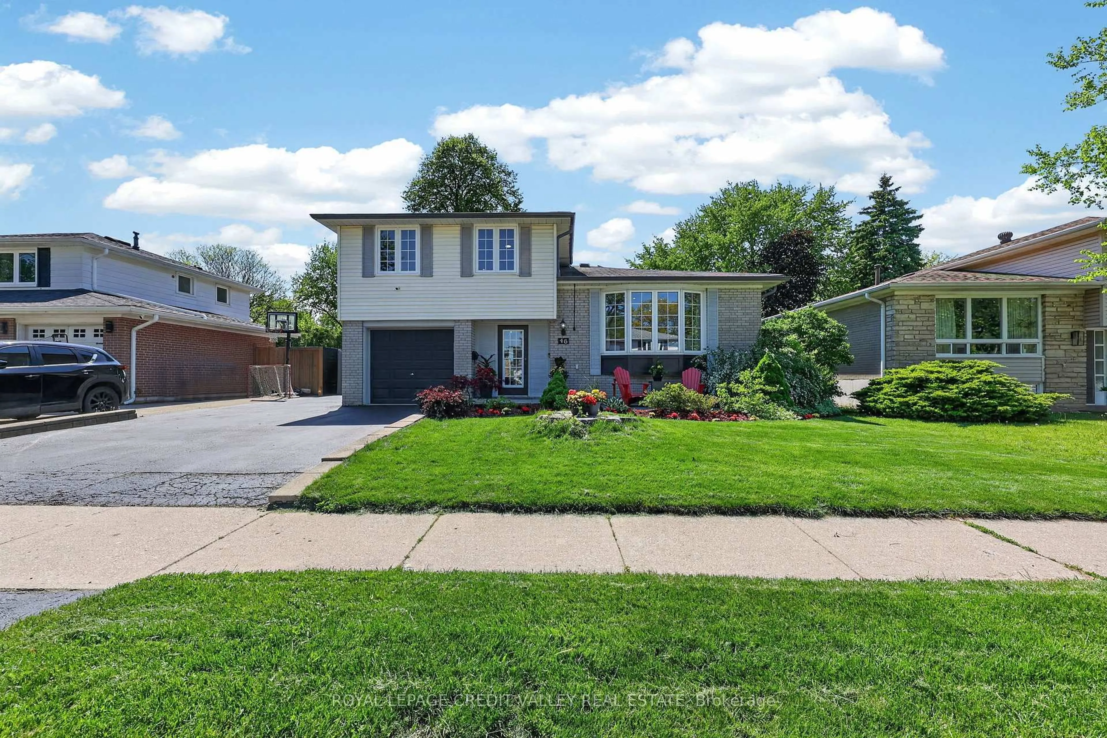 Unknown for 46 Duncan Bull Dr, Brampton Ontario L6W 1H6