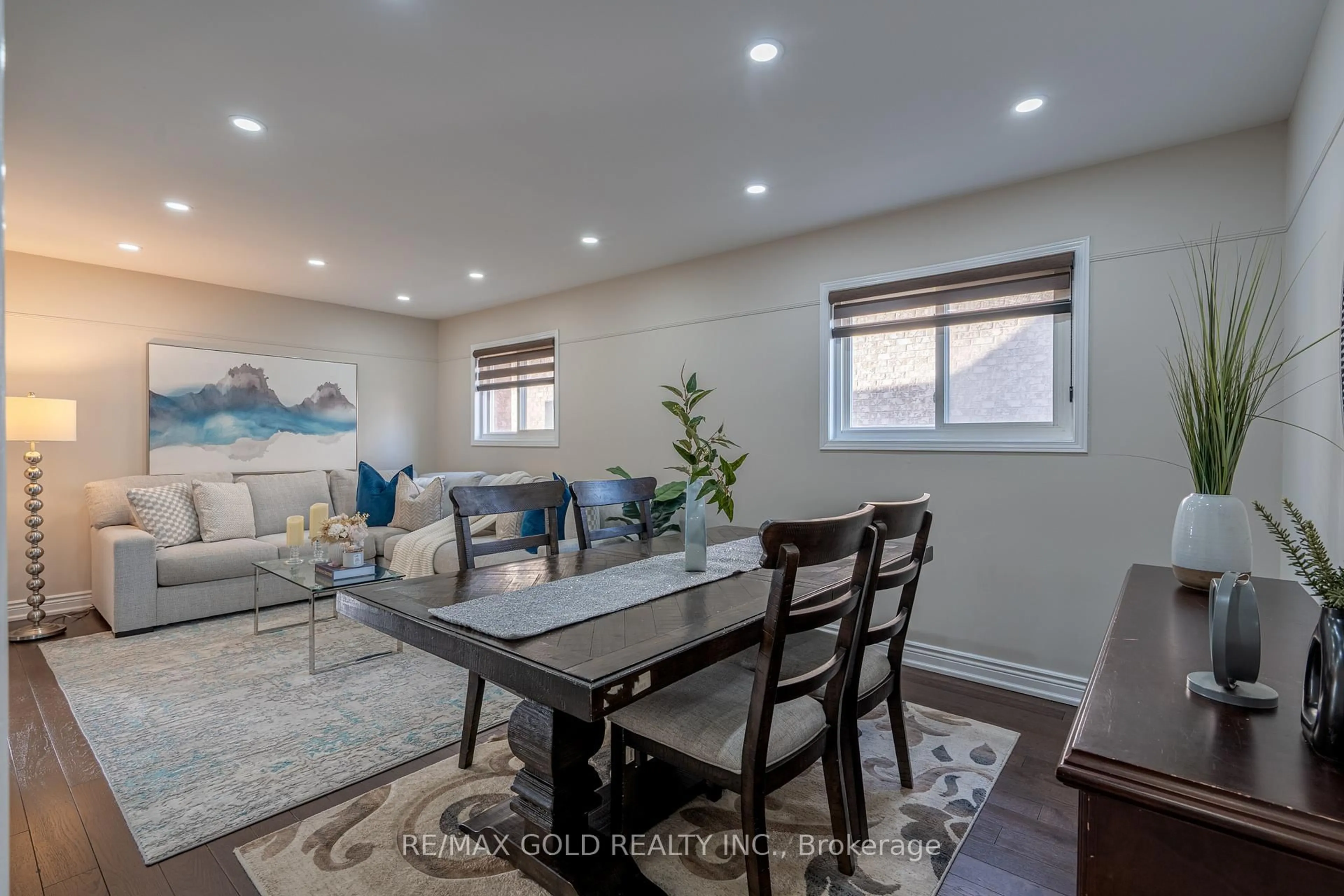 Living room with furniture, unknown for 56 Horned Owl Dr, Brampton Ontario L6R 1C5