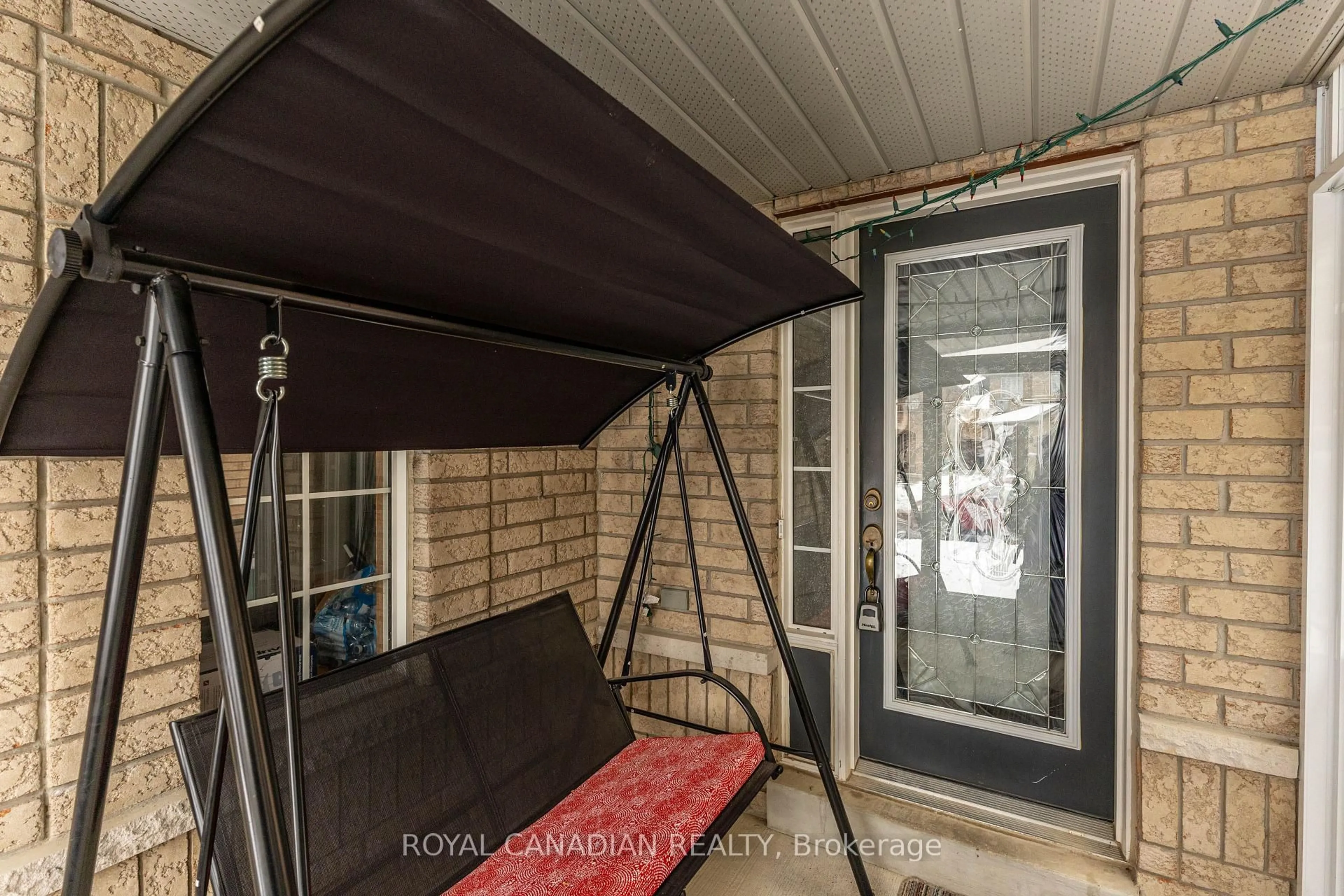 Unknown for 101 Crystalview Cres, Brampton Ontario L6P 2S2