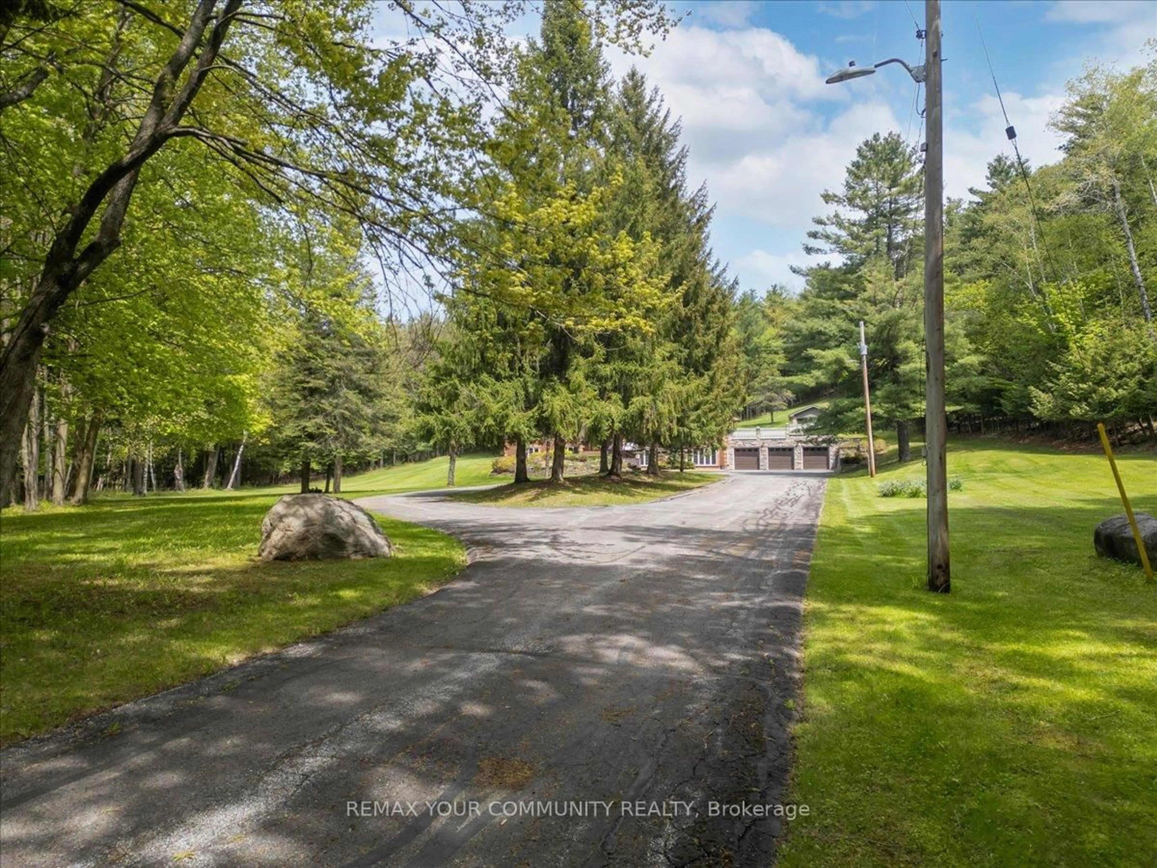 A pic from outside/outdoor area/front of a property/back of a property/a pic from drone, forest/trees view for 8339 Finnerty Sdrd, Caledon Ontario L0N 1E0