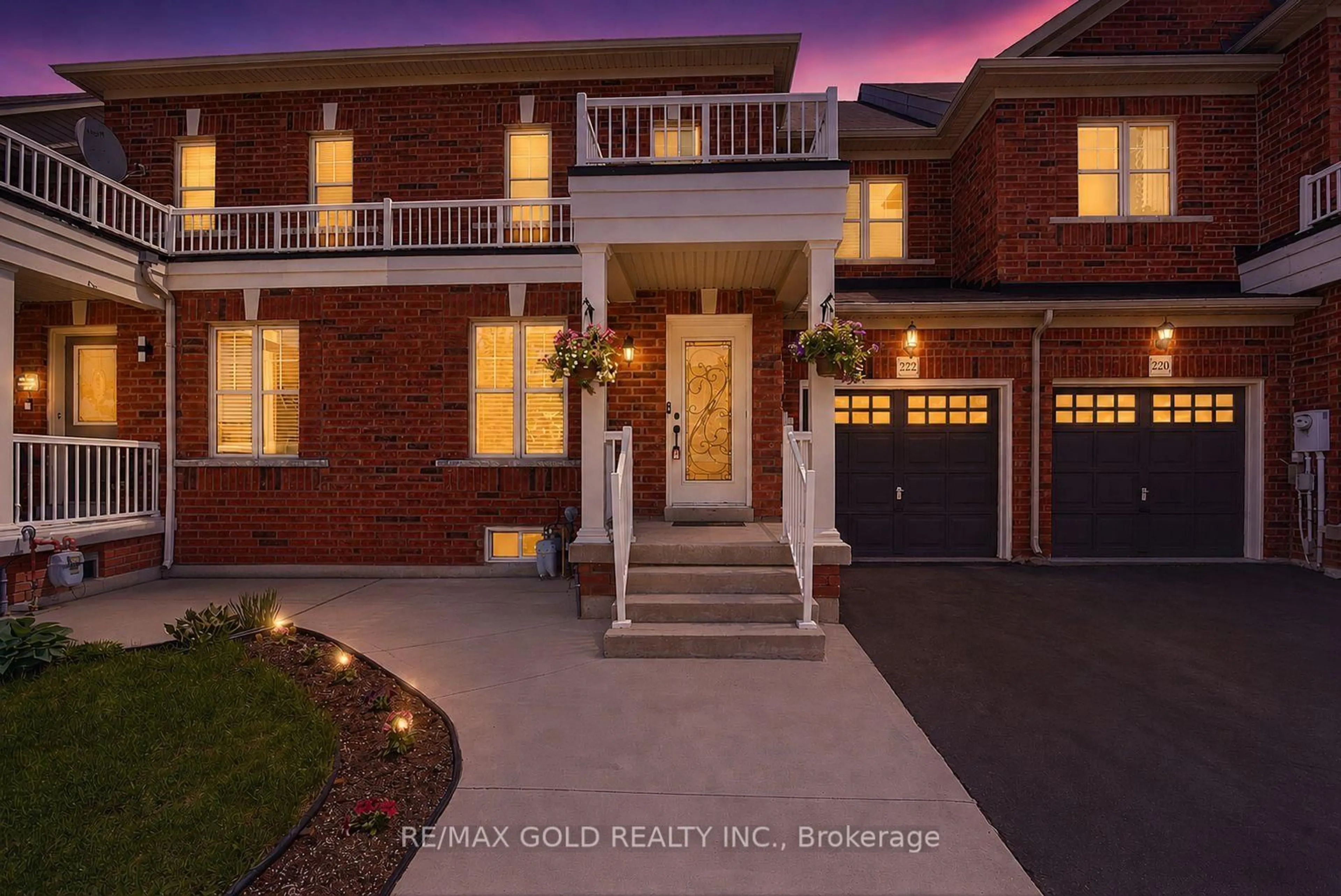Home with brick exterior material, street for 222 Fairwood Circ, Brampton Ontario L6R 0X6