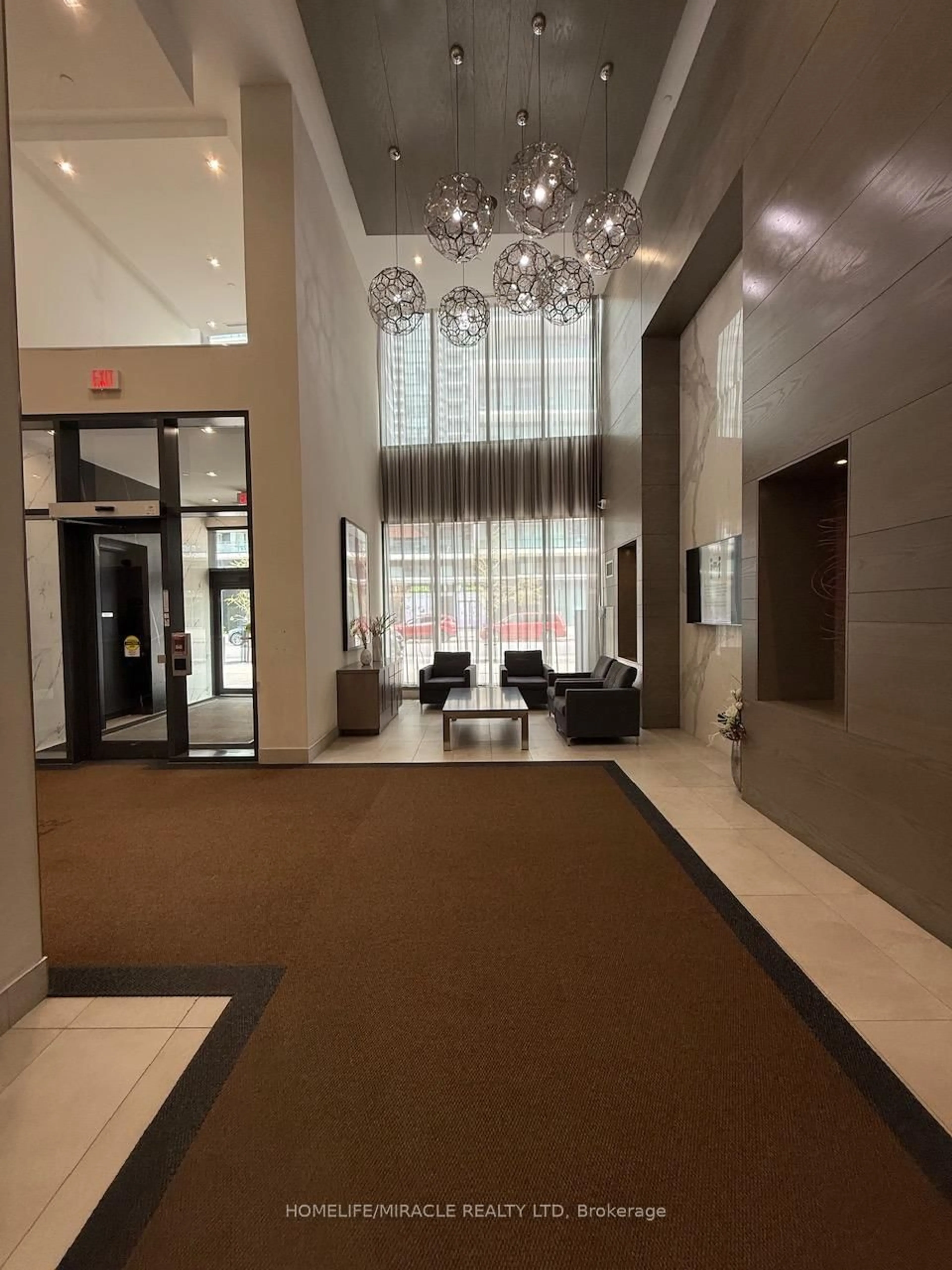 Lobby for 510 Curran Pl #3810, Mississauga Ontario L5B 0J8