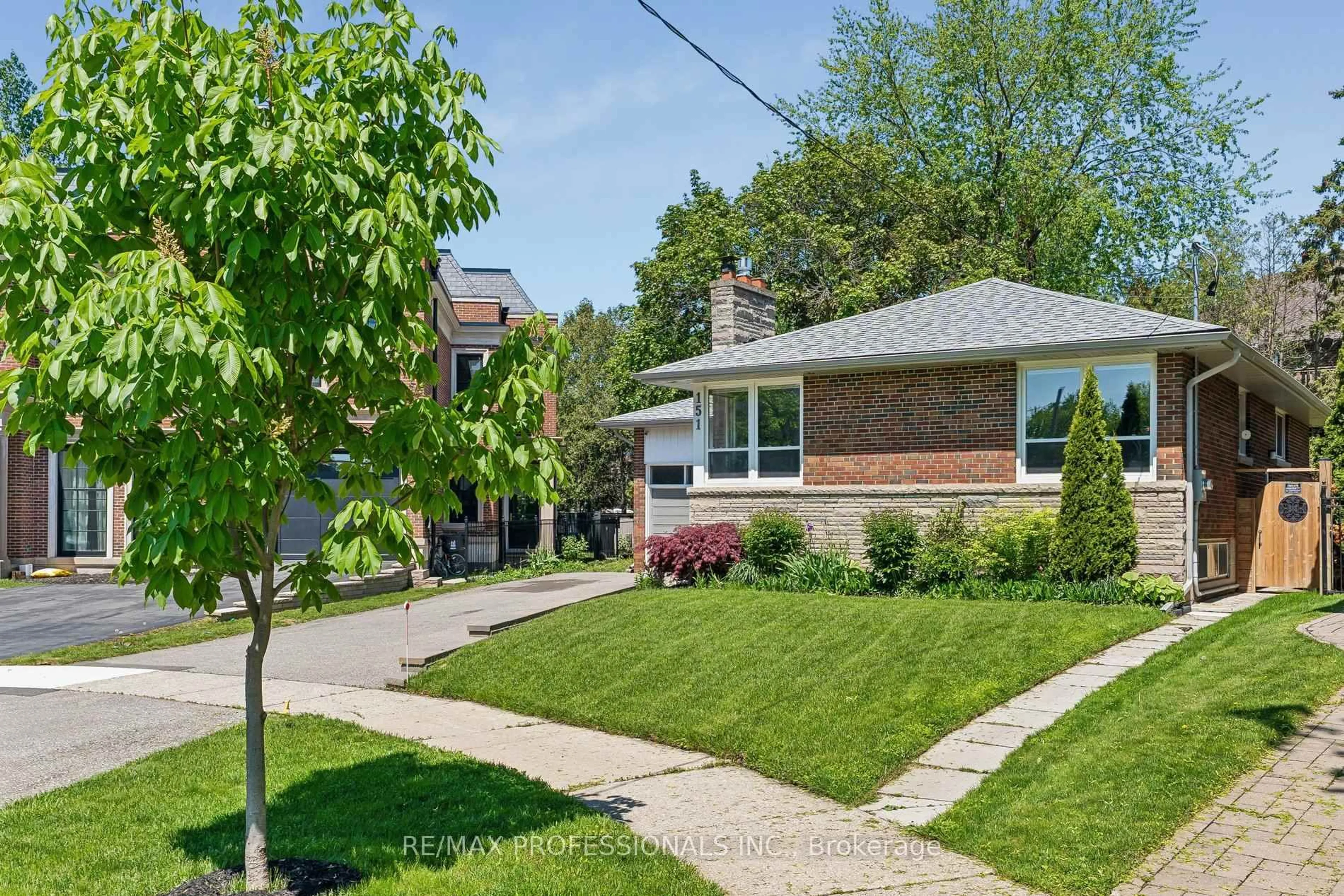 Home with brick exterior material, street for 151 Perry Cres, Toronto Ontario M9A 1K8