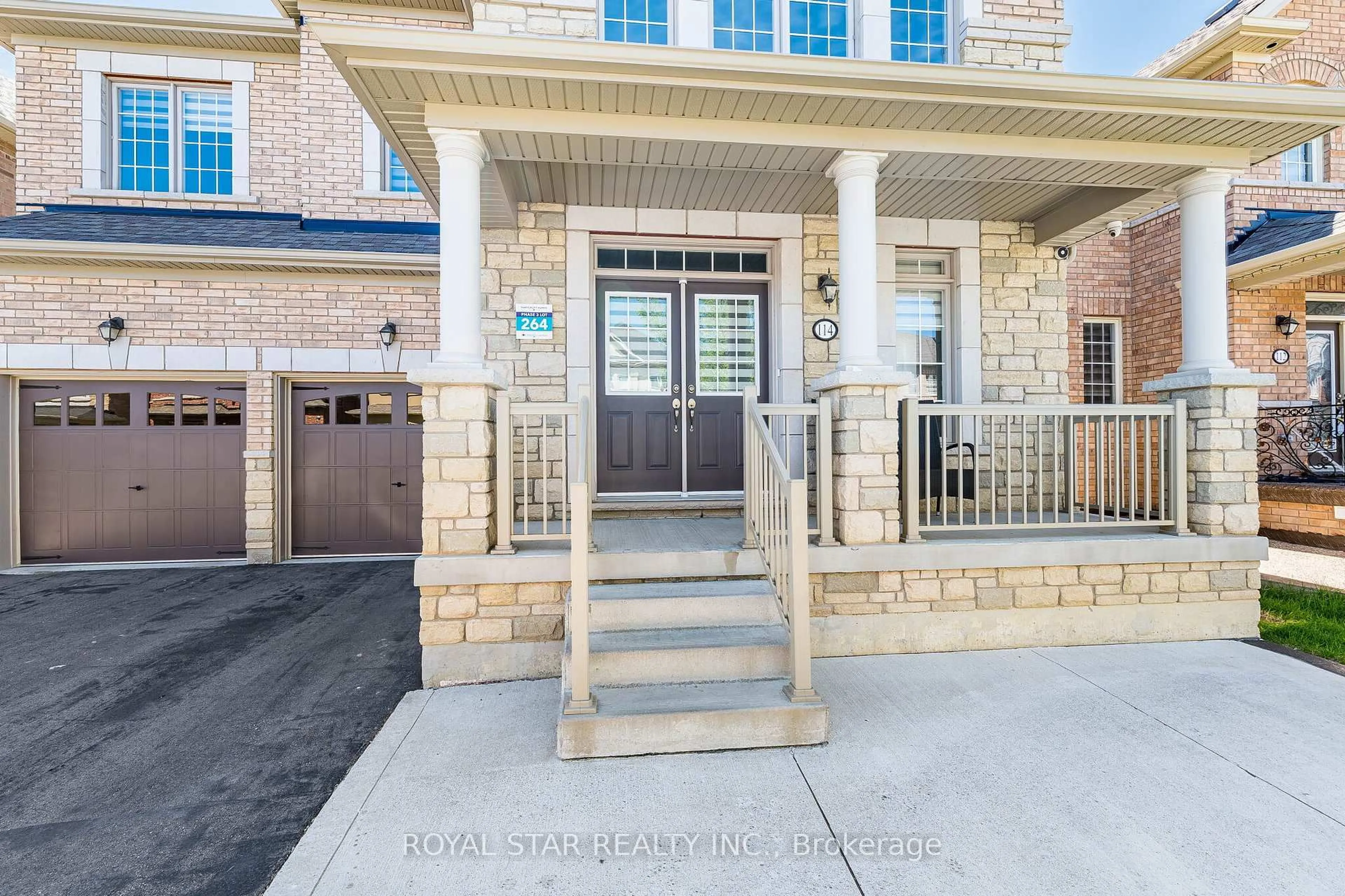 Unknown for 114 Folgate Cres, Brampton Ontario L6R 4A6