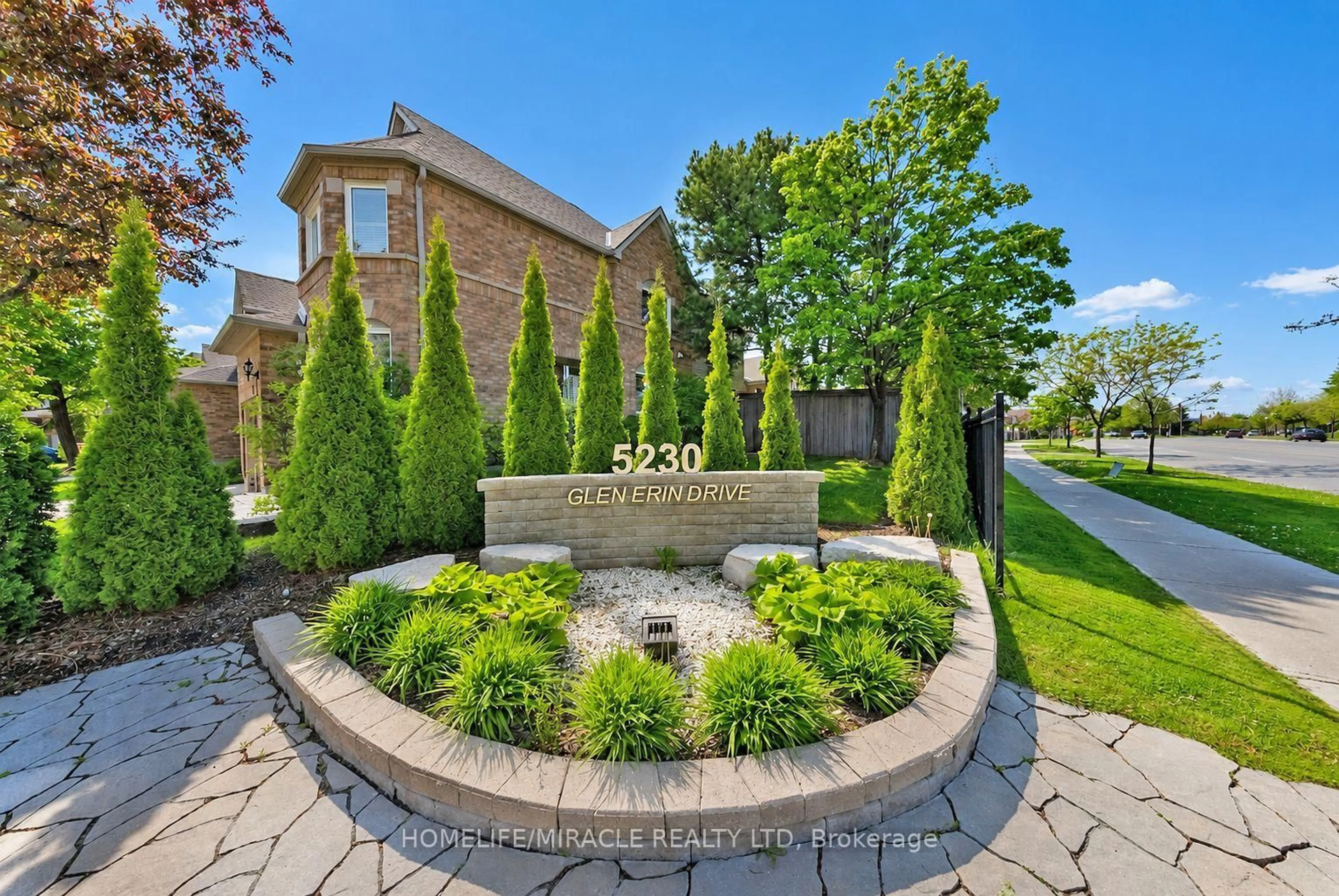 Unknown for 5230 Glen Erin Dr #60, Mississauga Ontario L5M 5Z7