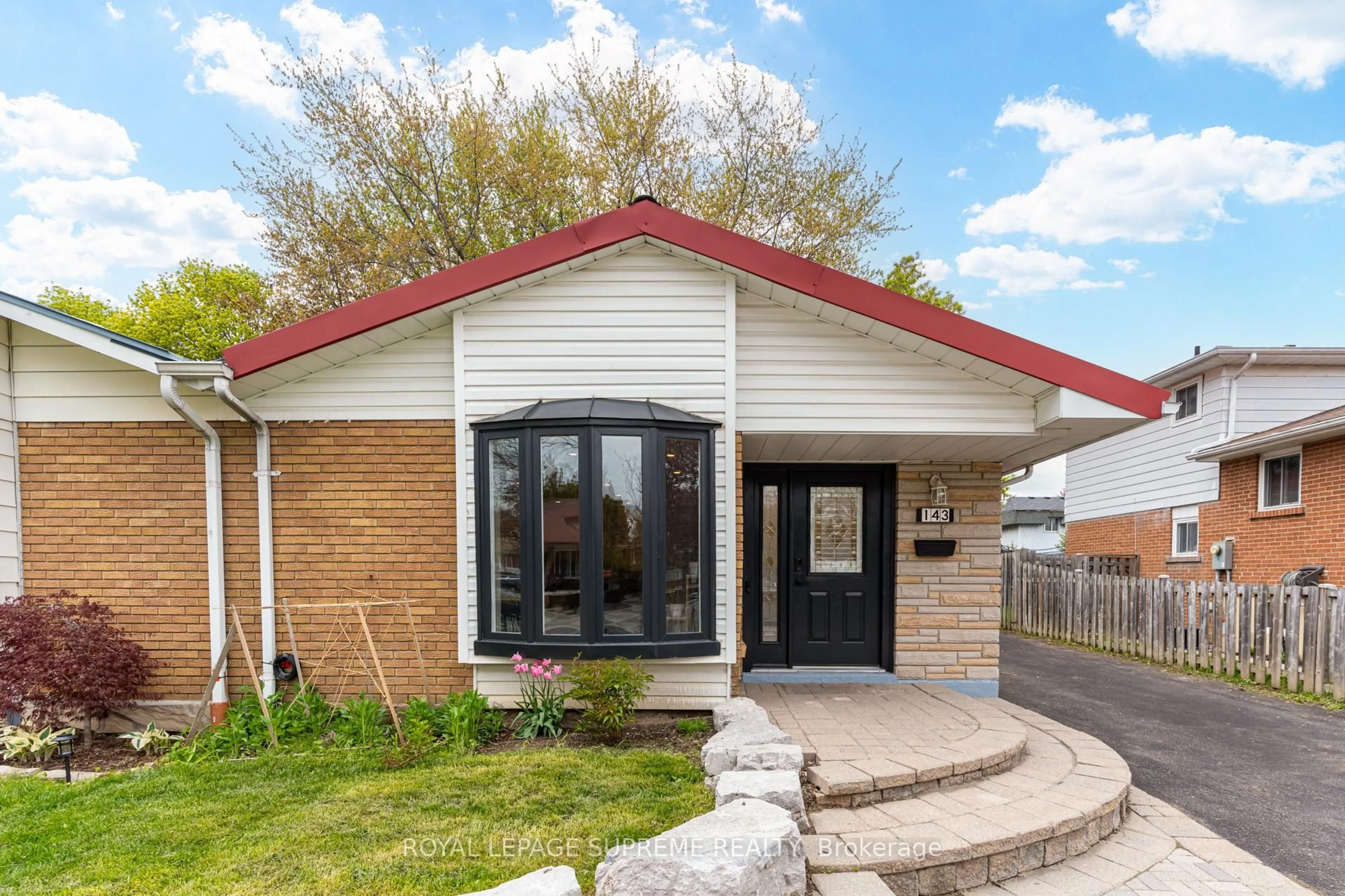 Home with brick exterior material, street for 143 Voltarie Cres, Mississauga Ontario L5A 2A5