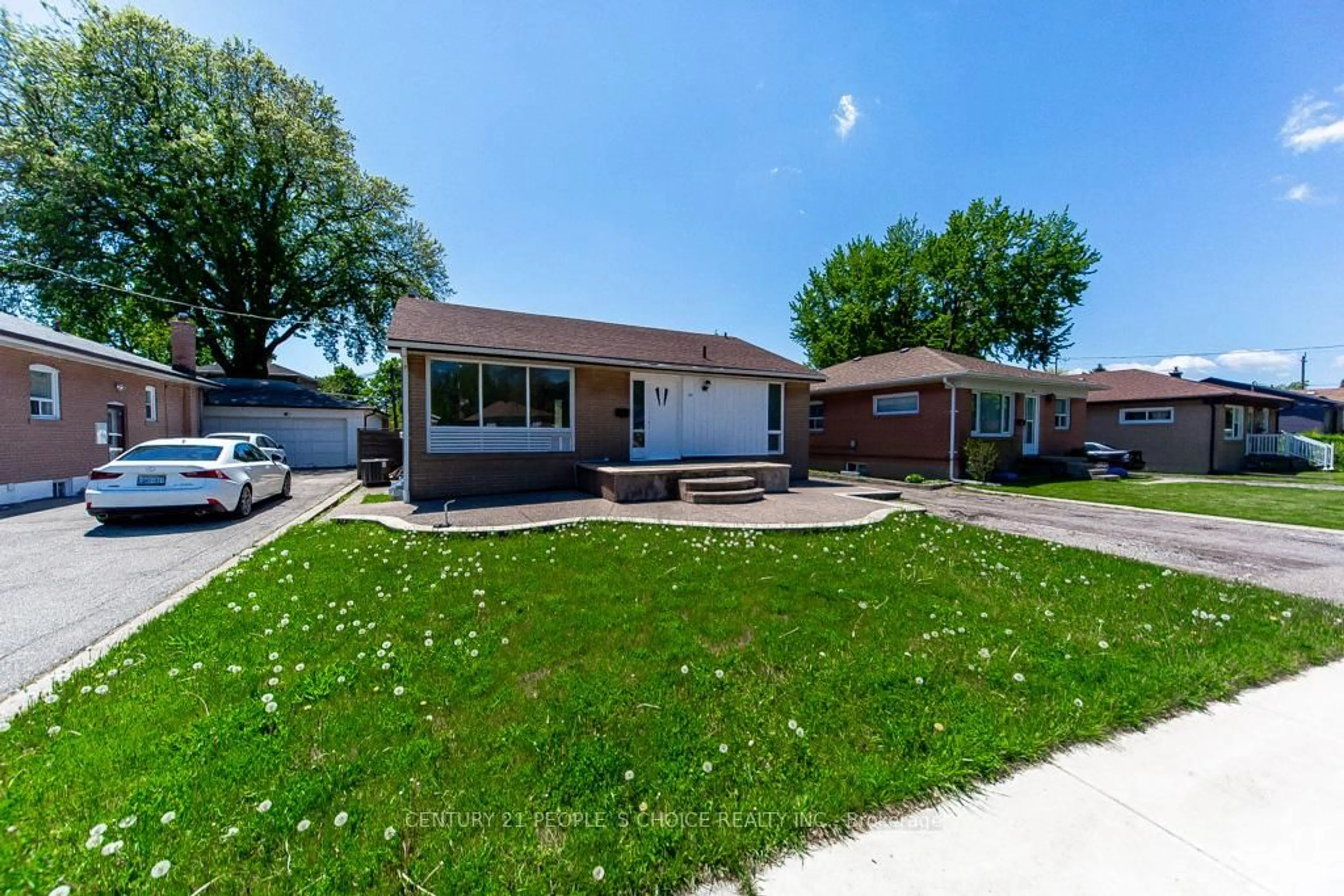 Unknown for 115 Mcmurchy Ave, Brampton Ontario L6Y 1Z1