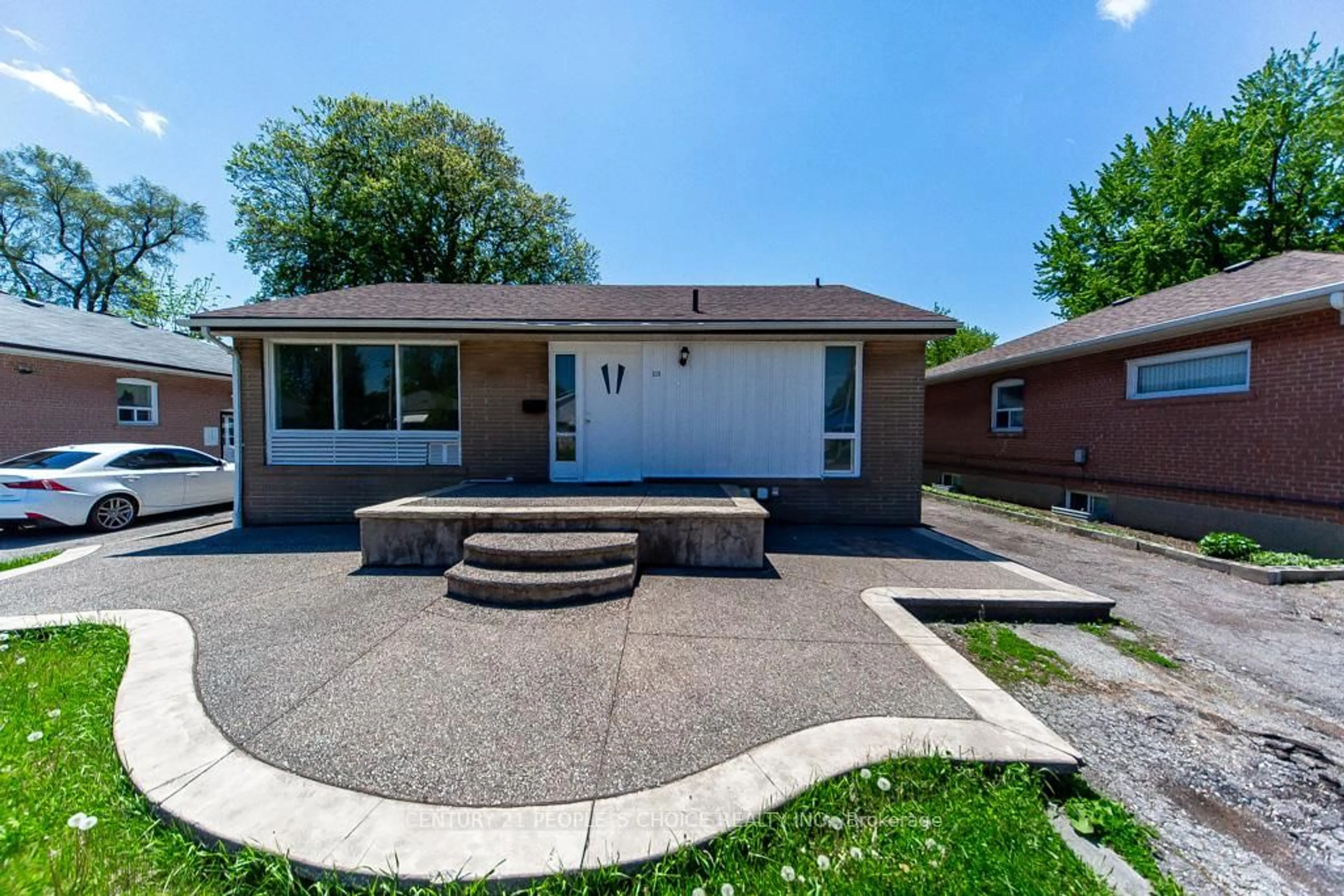 Unknown for 115 Mcmurchy Ave, Brampton Ontario L6Y 1Z1