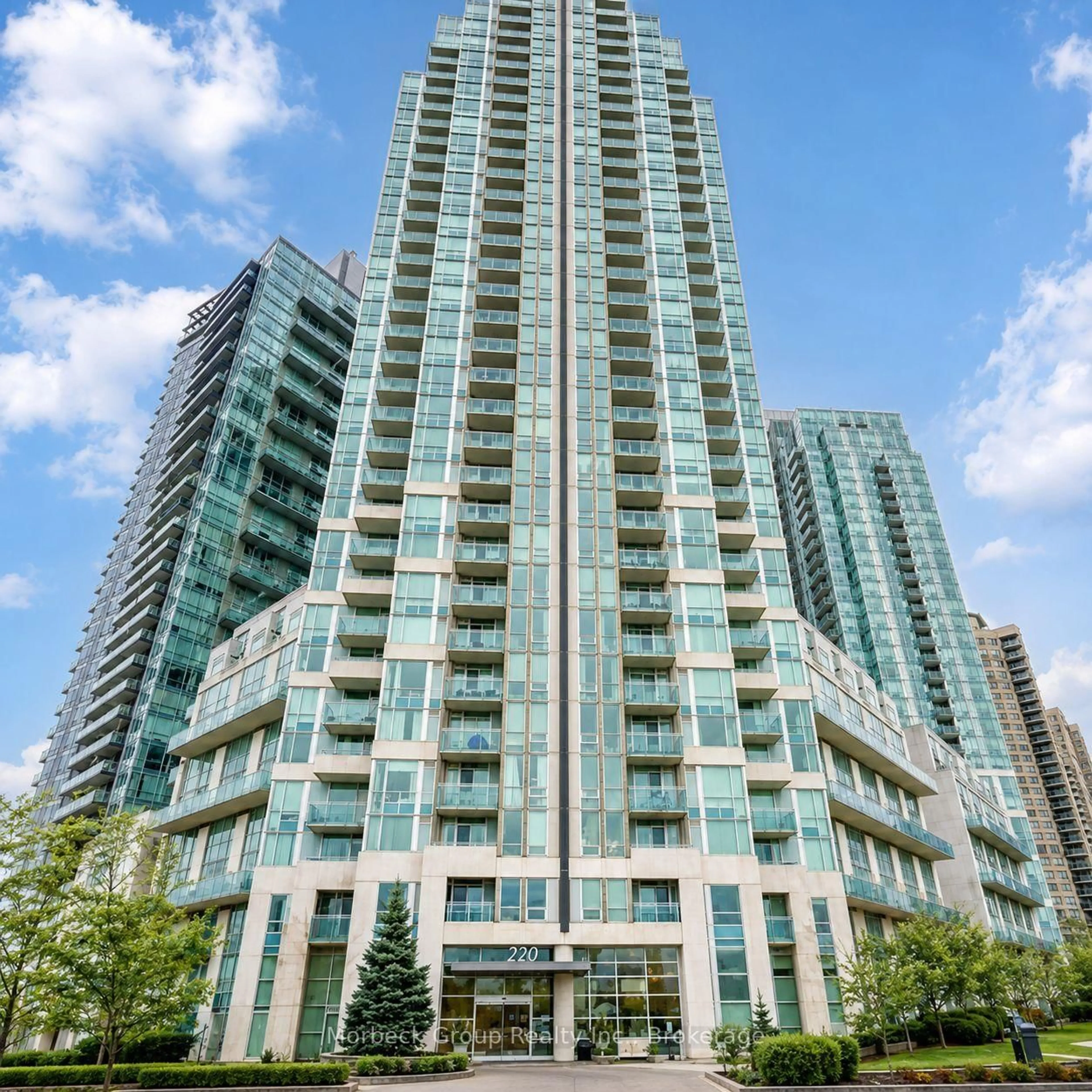 Indoor foyer for 220 Burnhamthorpe Rd #2406, Mississauga Ontario L5B 3Y5