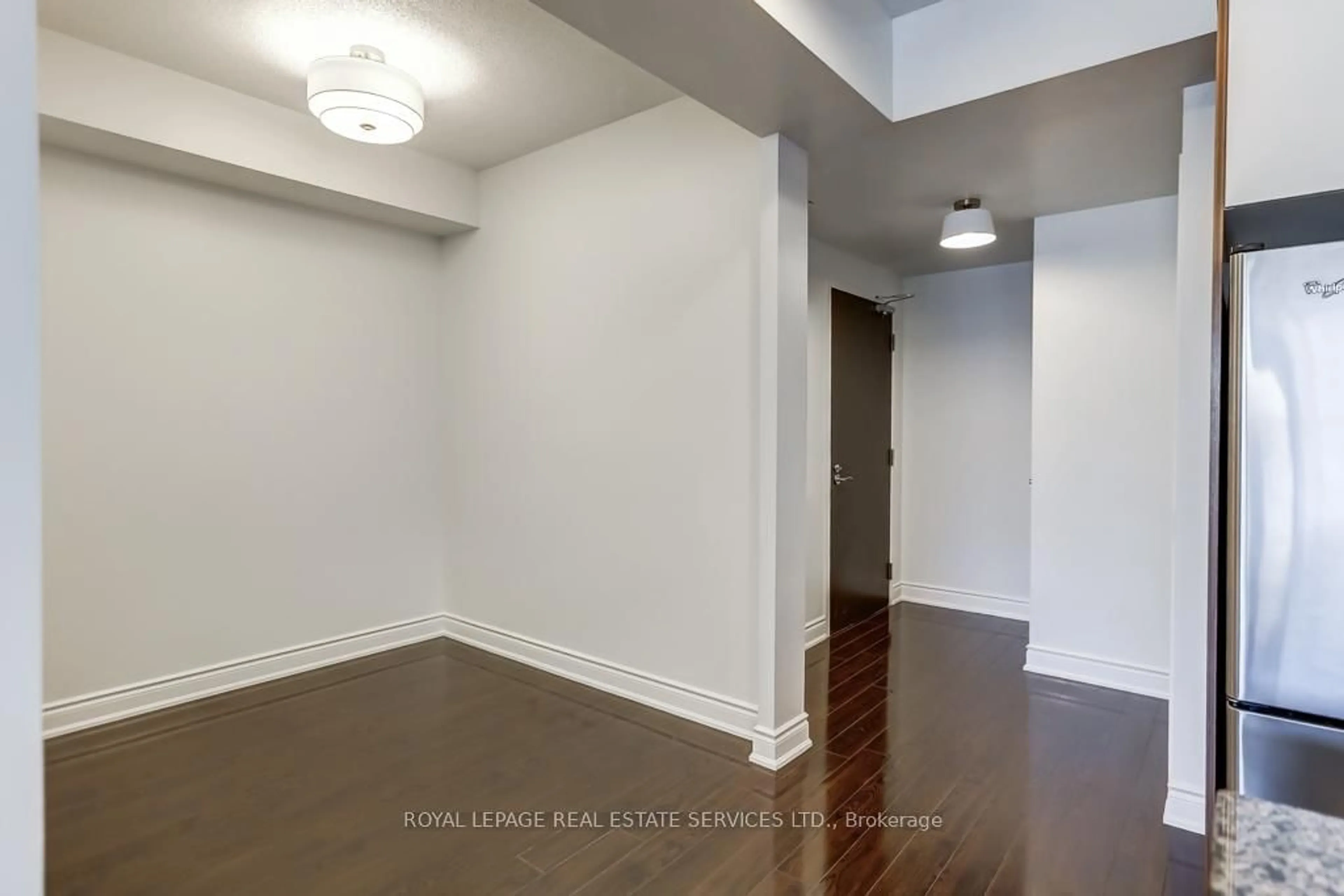 A pic of a room for 1 Valhalla Inn Rd #201, Toronto Ontario M9B 1S9
