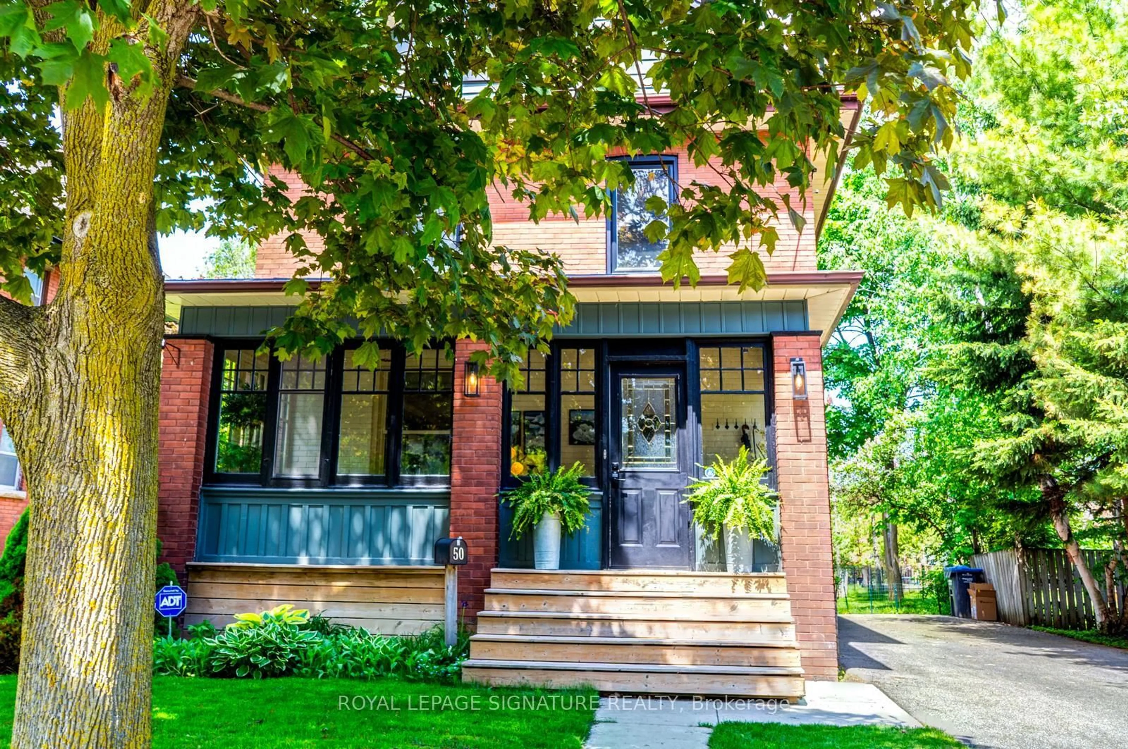 Home with brick exterior material, street for 50 Rosedale Ave, Brampton Ontario L6X 1K1