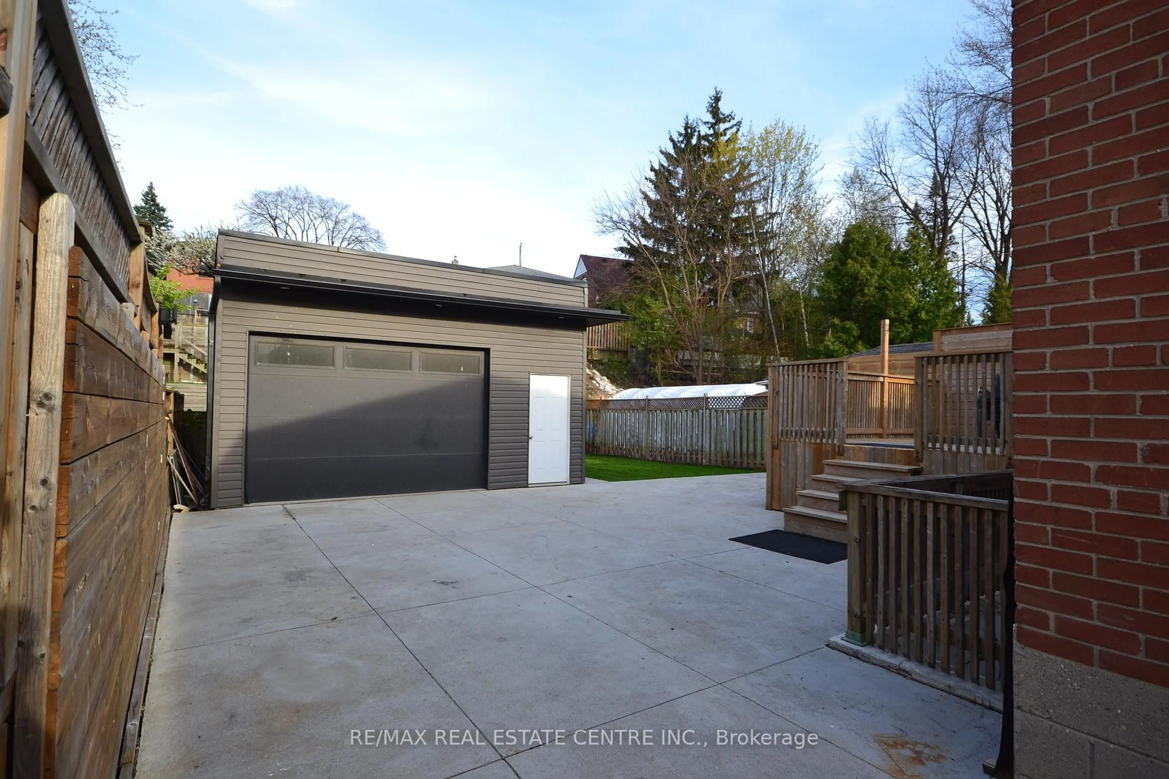 Unknown for 75 Cynthia Rd, Toronto Ontario M6N 2P8