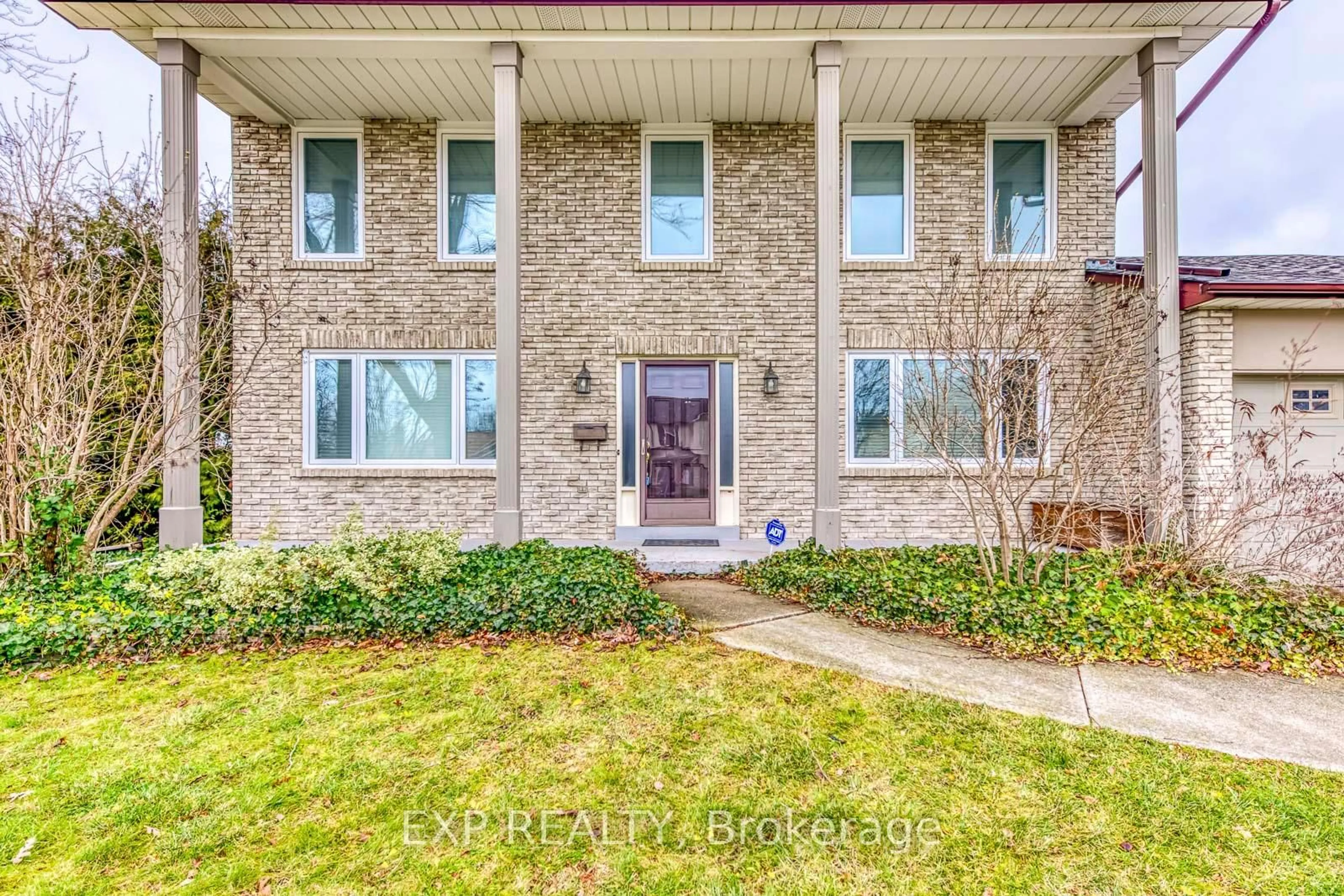 Home with brick exterior material, street for 1269 Abbey Crt, Burlington Ontario L7P 3R4