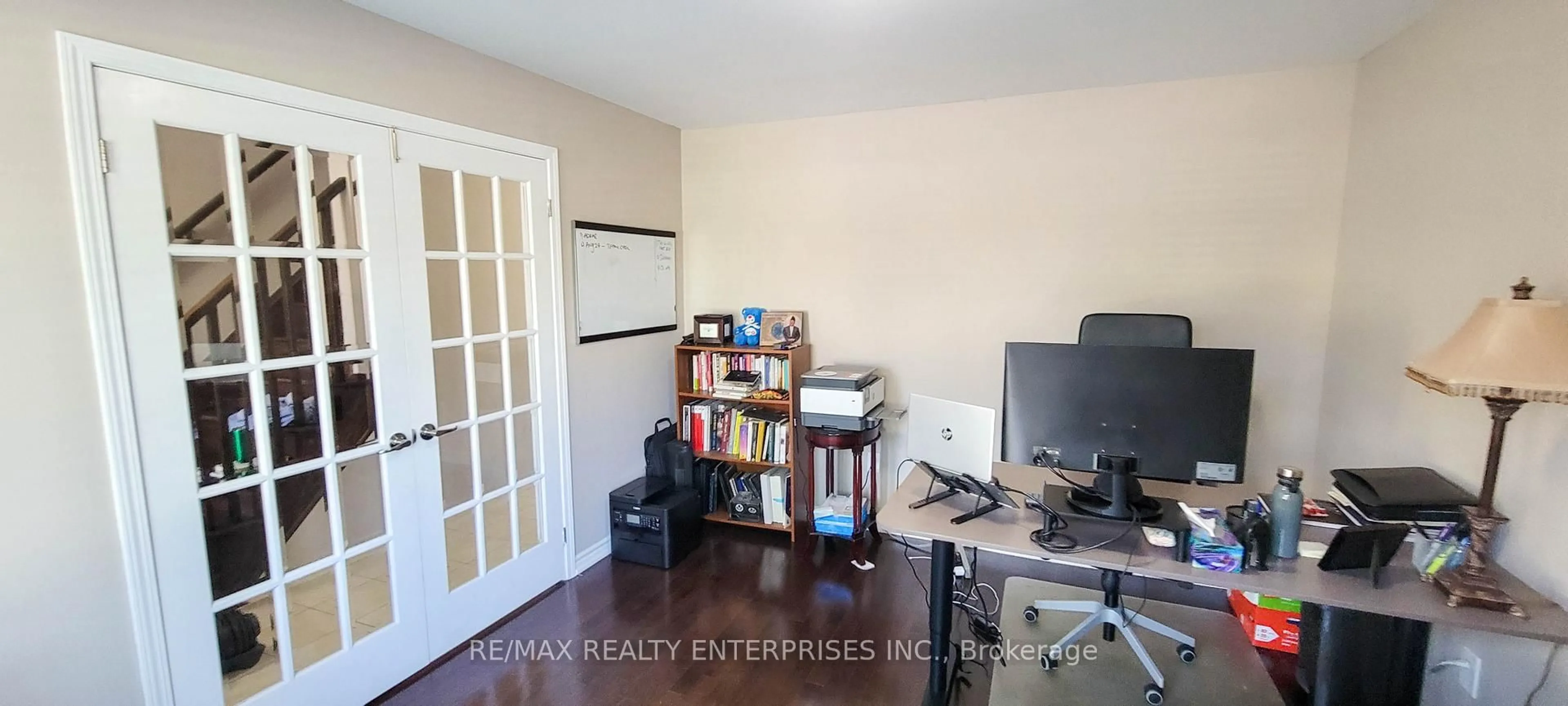 A pic of a room for 250 Ellen Davidson Dr, Oakville Ontario L6M 0V2