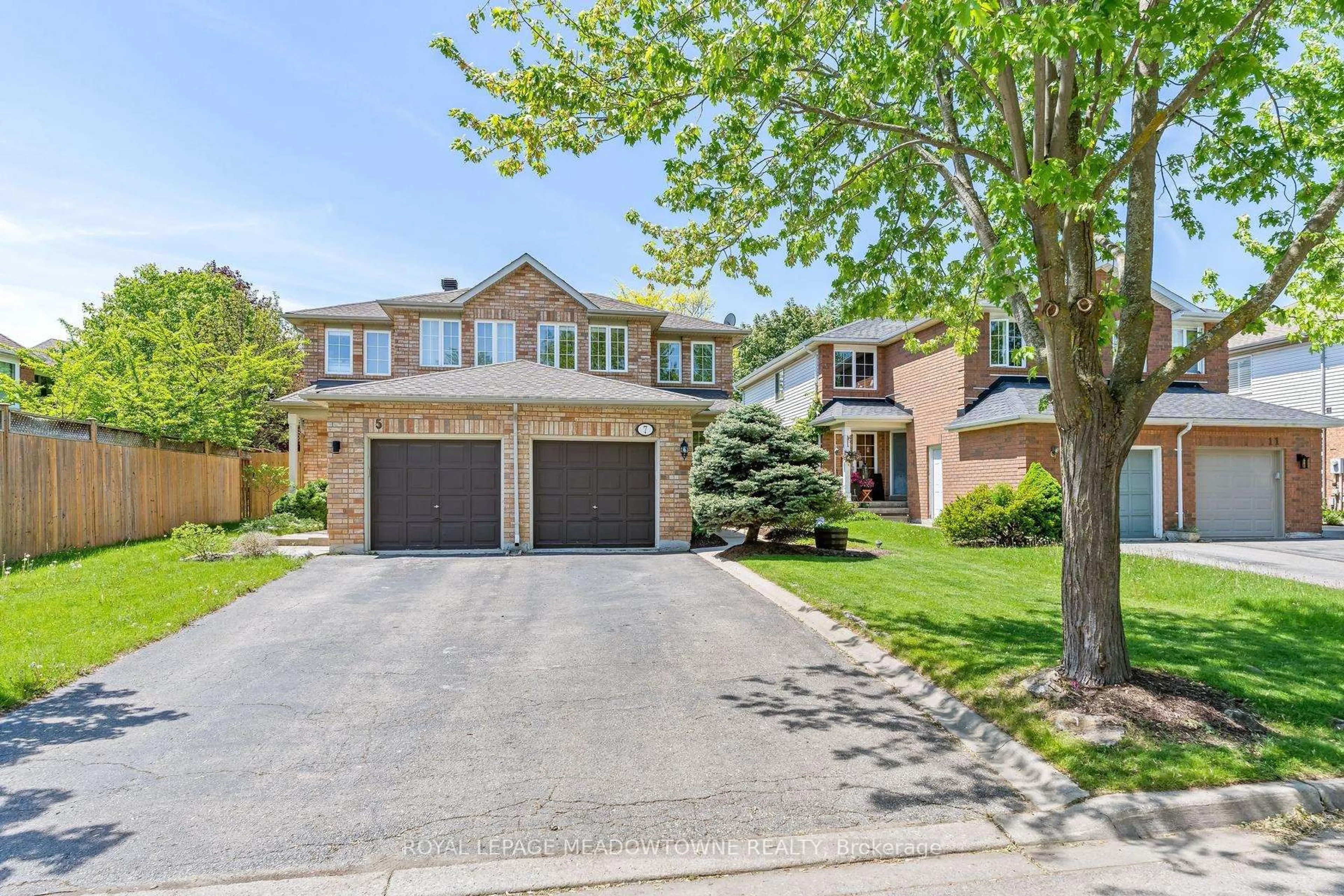 Home with brick exterior material, street for 7 Preston St, Halton Hills Ontario L7G 5T3
