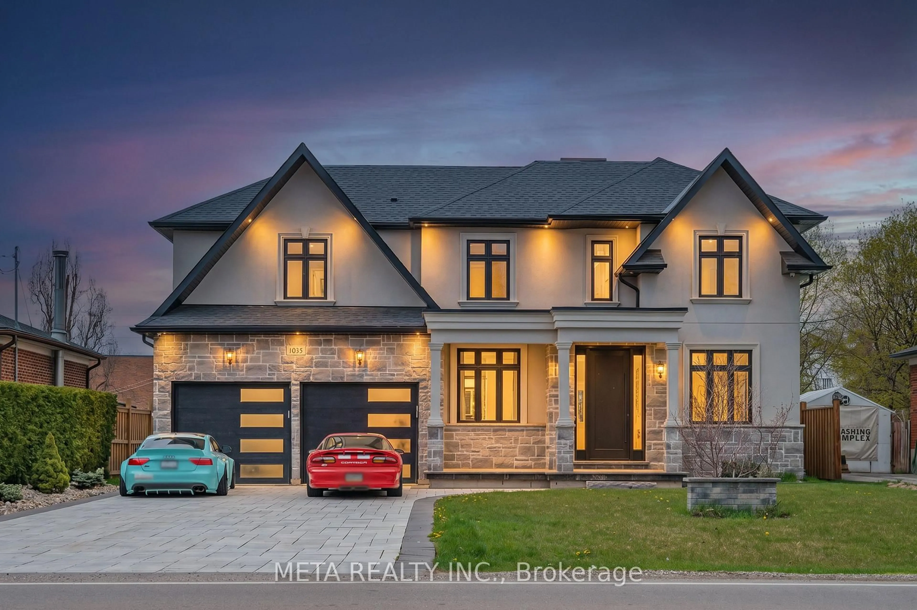 Home with brick exterior material, street for 1035 Pinegrove Rd, Oakville Ontario L6L 2W3