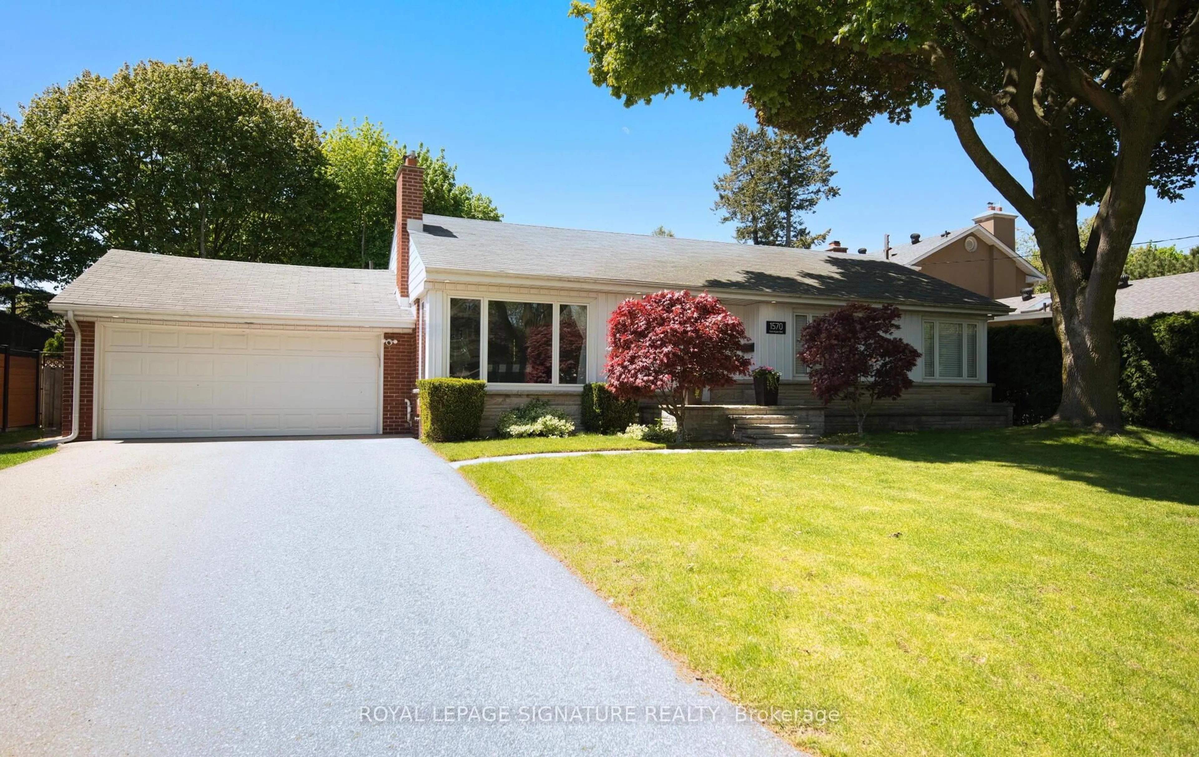 Unknown for 1570 Park Royale Blvd, Mississauga Ontario L5E 2Z4