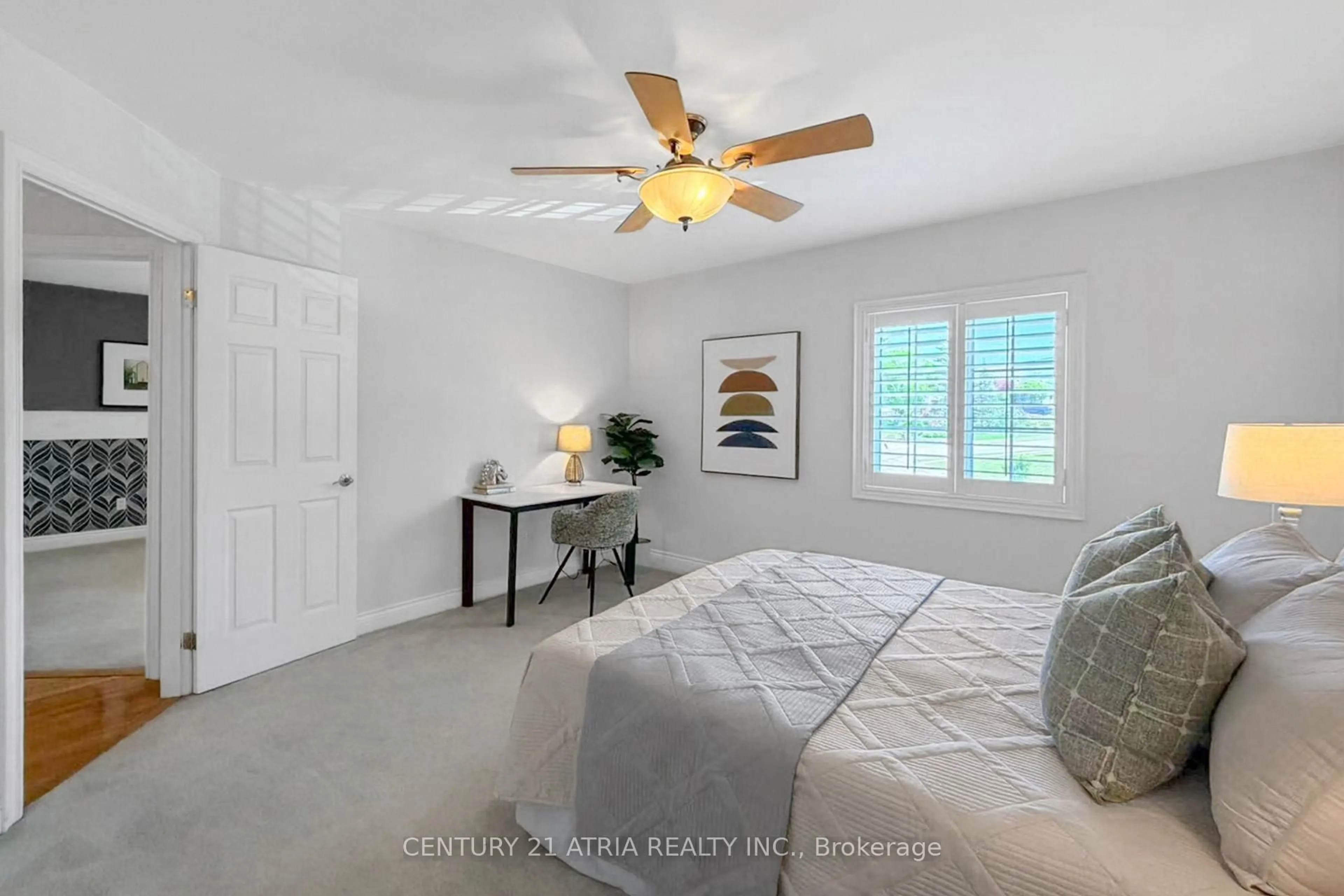 A pic of a room for 543 Queens Dr, Toronto Ontario M6L 1M9