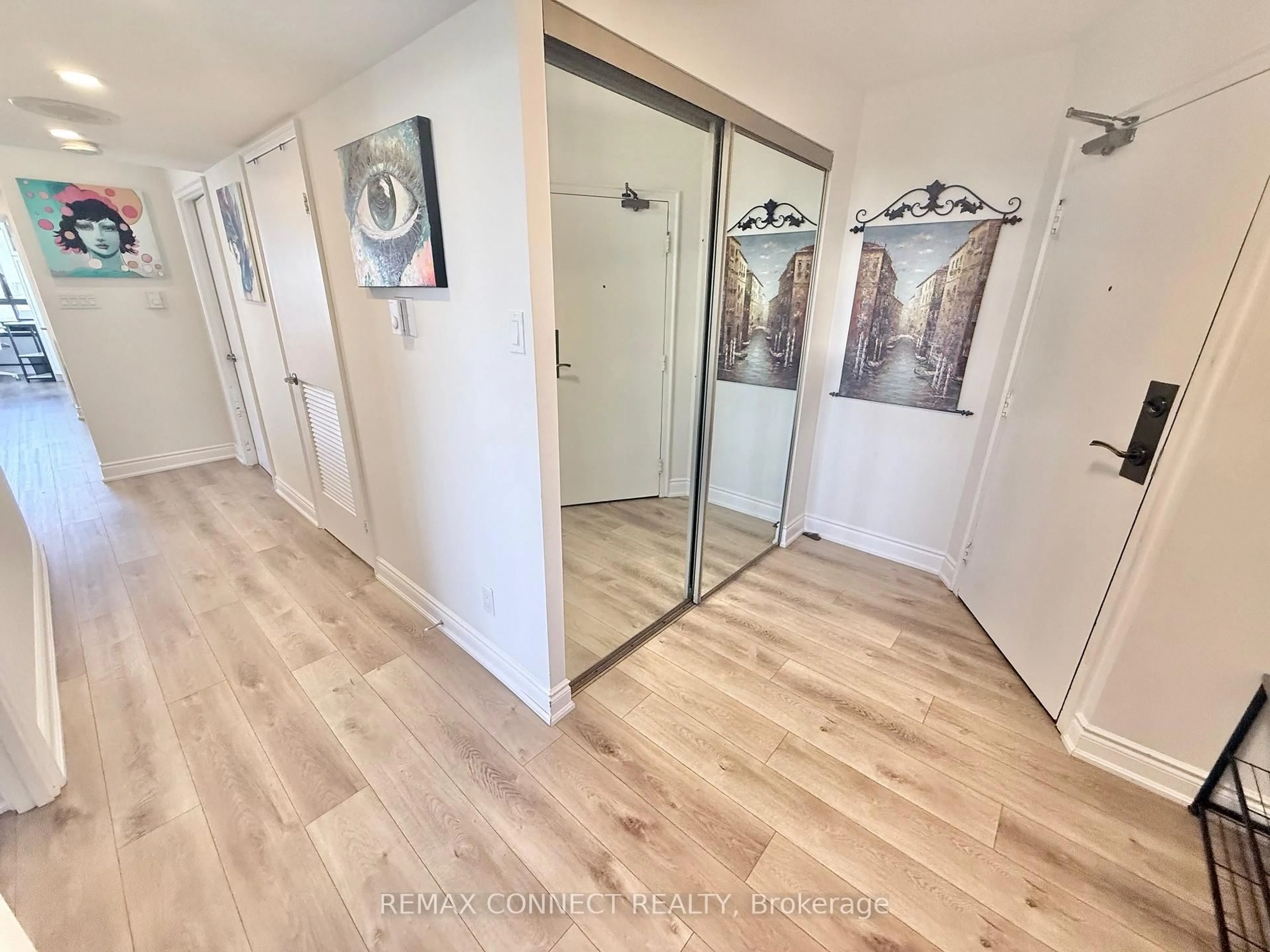 Unknown for 1300 Bloor St #2107, Mississauga Ontario L4Y 3Z2