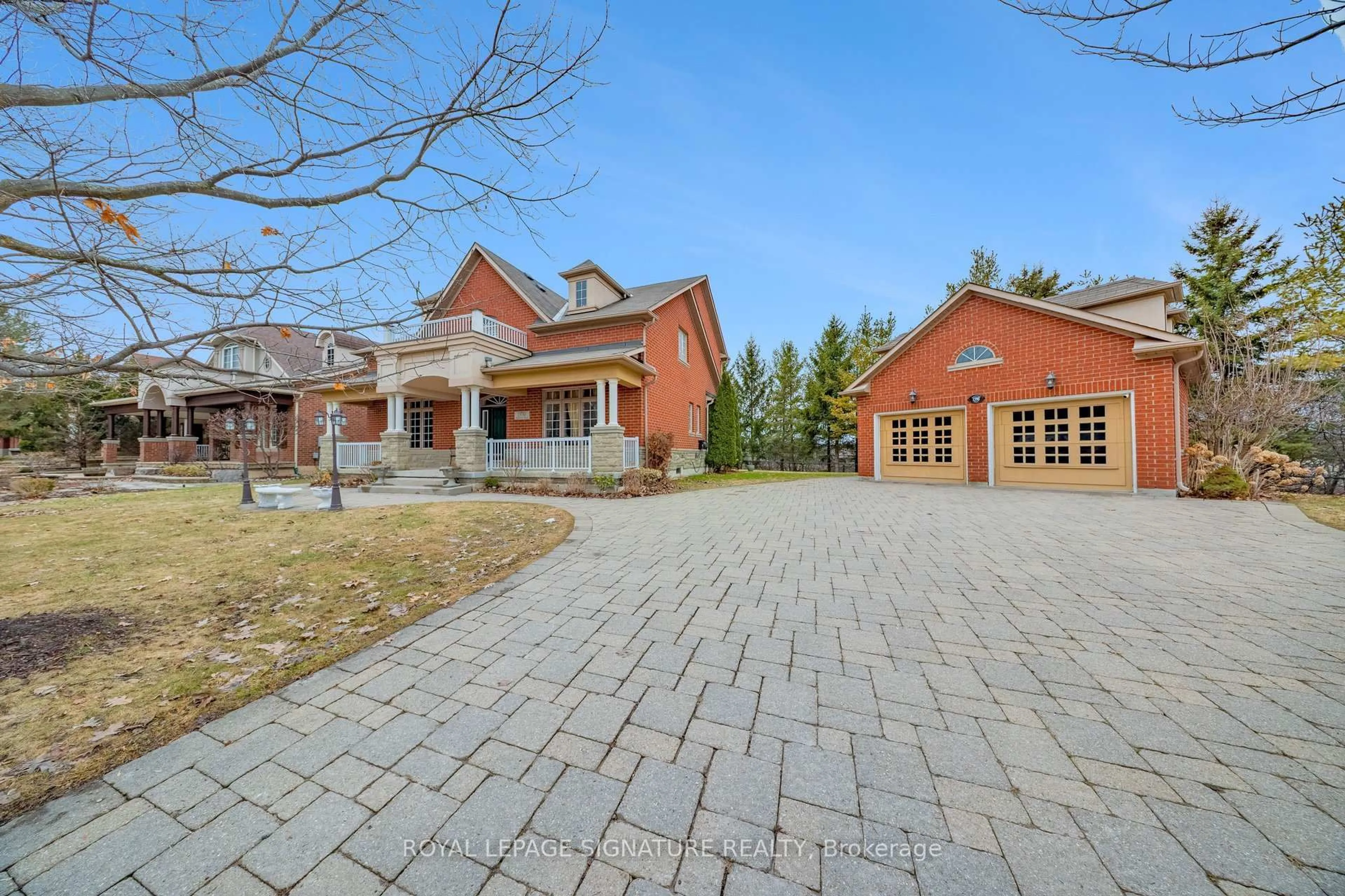 Unknown for 1590 Hallstone Rd, Brampton Ontario L6Y 5K8
