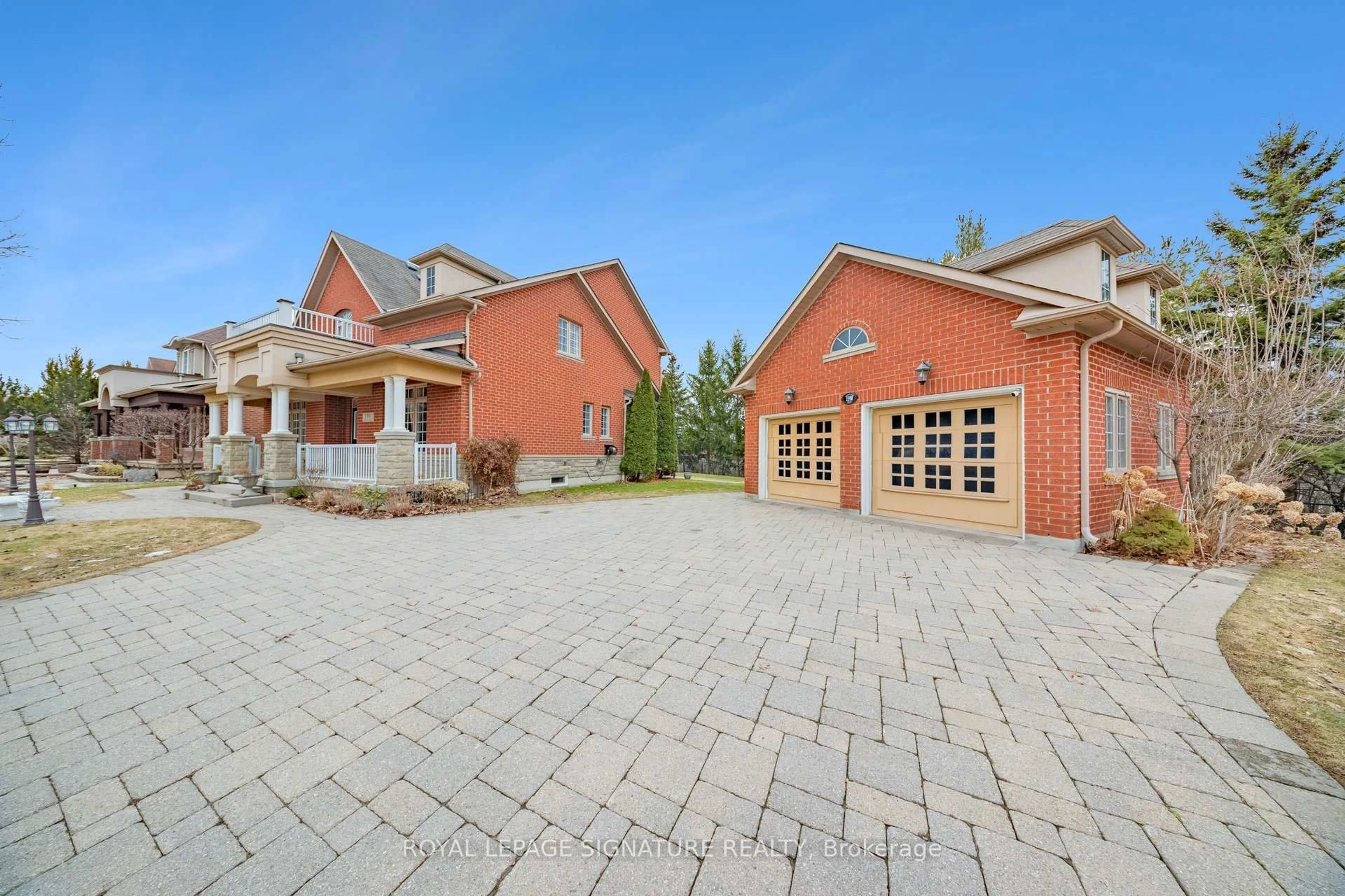 Home with brick exterior material, street for 1590 Hallstone Rd, Brampton Ontario L6Y 5K8