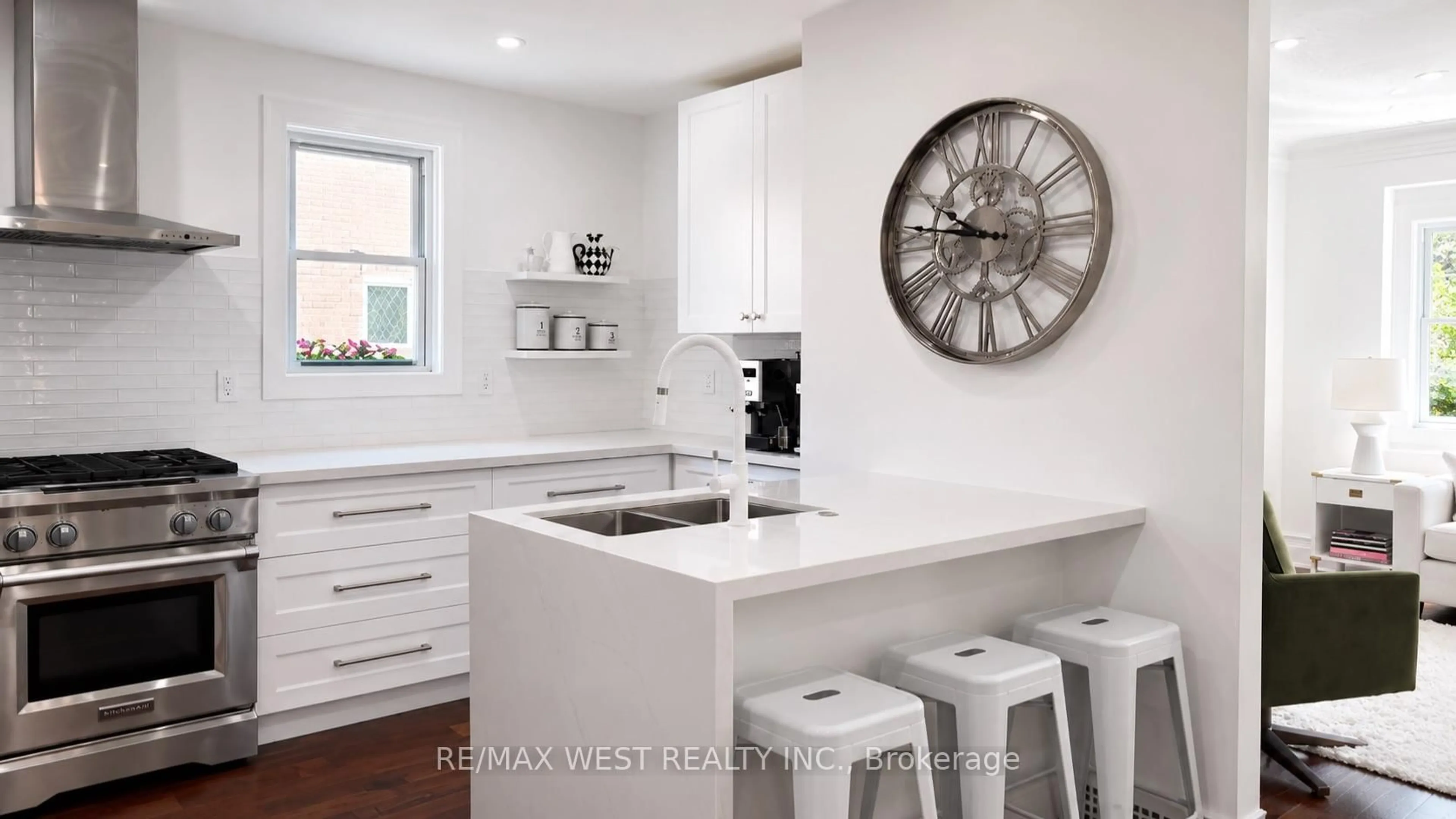 Contemporary kitchen, unknown for 12 Brentwood Rd, Toronto Ontario M8Z 3N2
