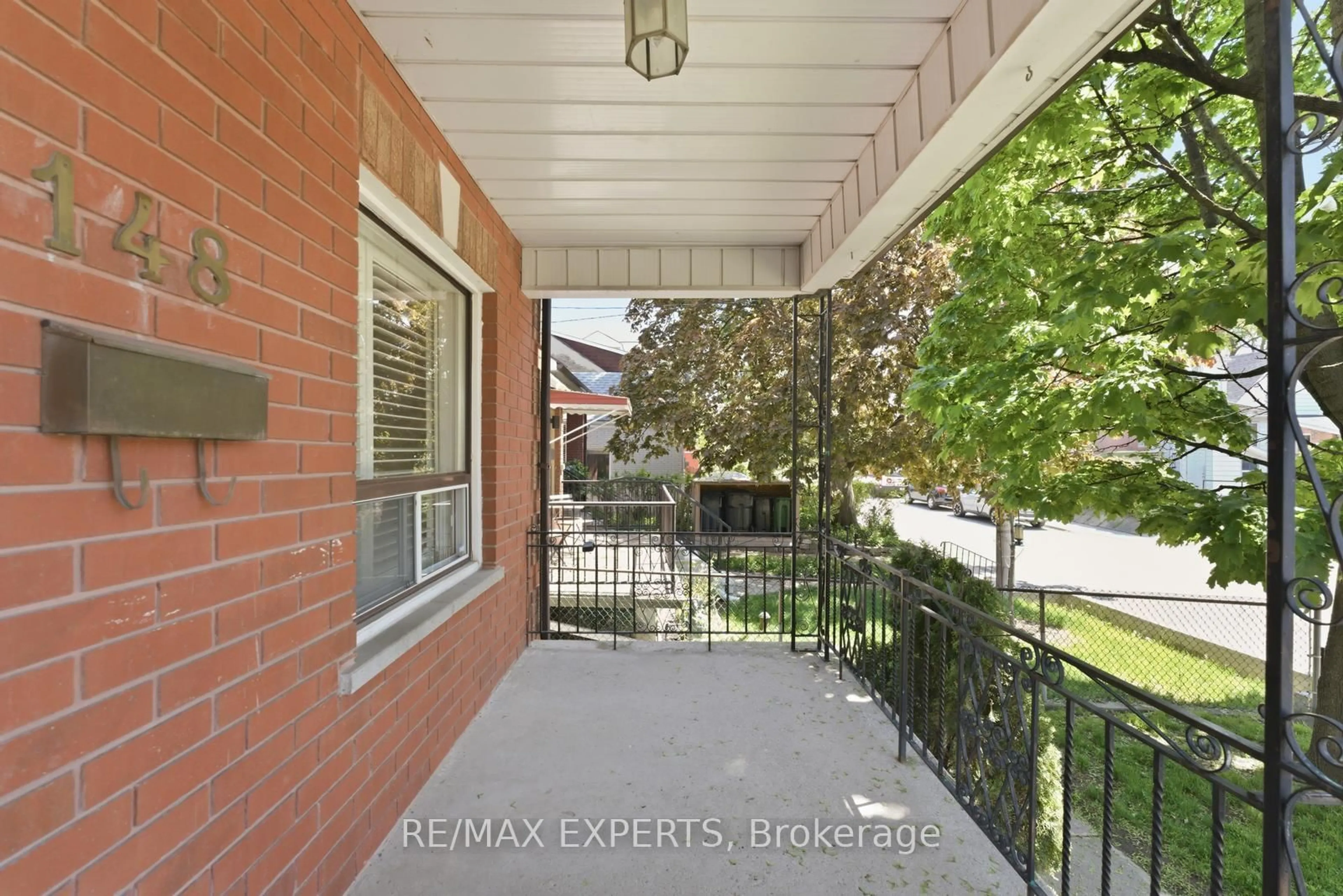 Patio, street for 148 Ascot Ave, Toronto Ontario M6E 1G4