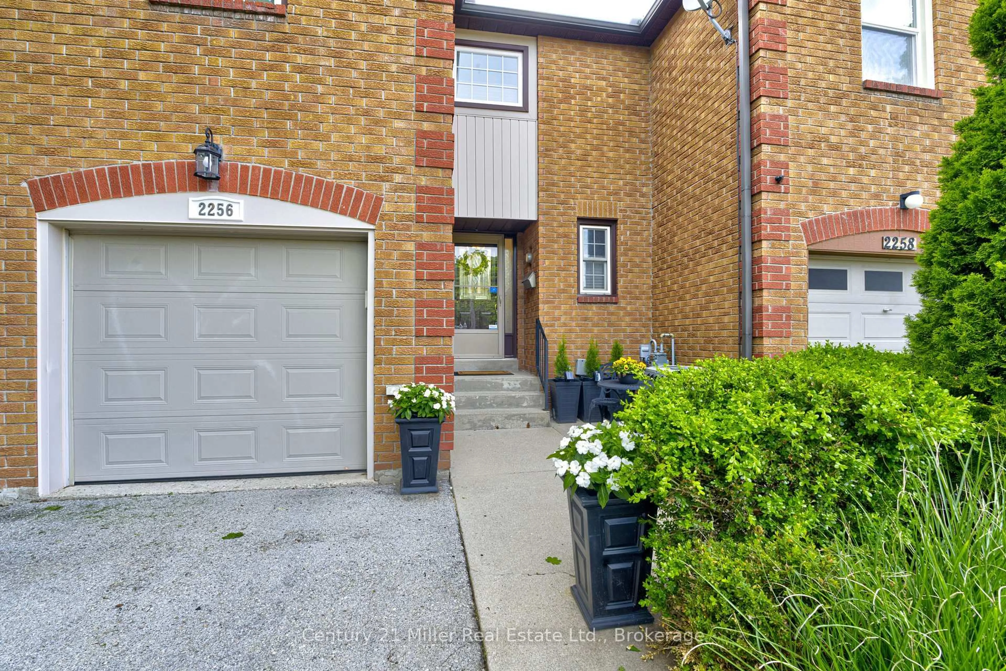 Unknown for 2256 MARGOT St, Oakville Ontario L6H 3M7