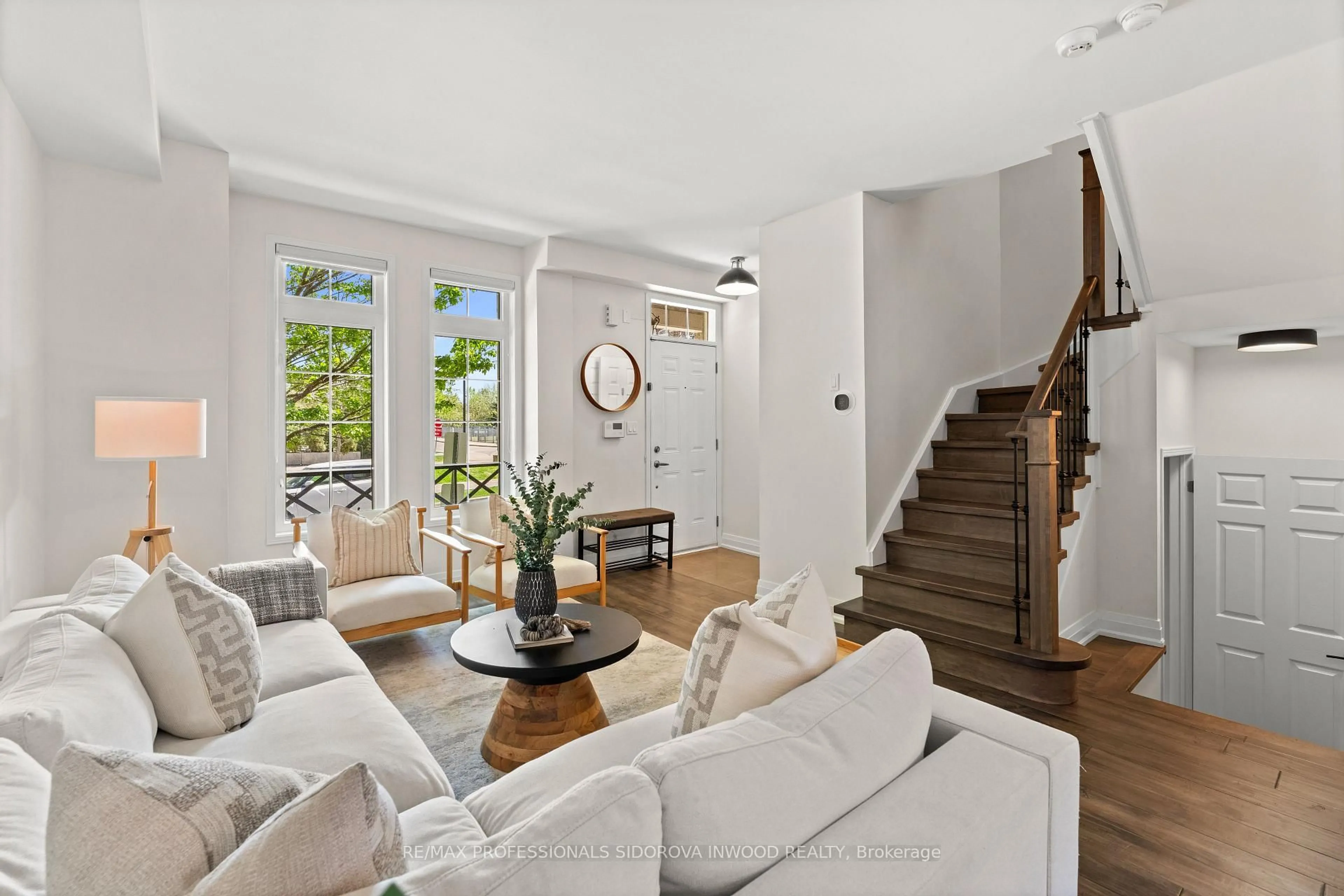 Living room with furniture, unknown for 109 The Queensway #106, Toronto Ontario M6S 5B6