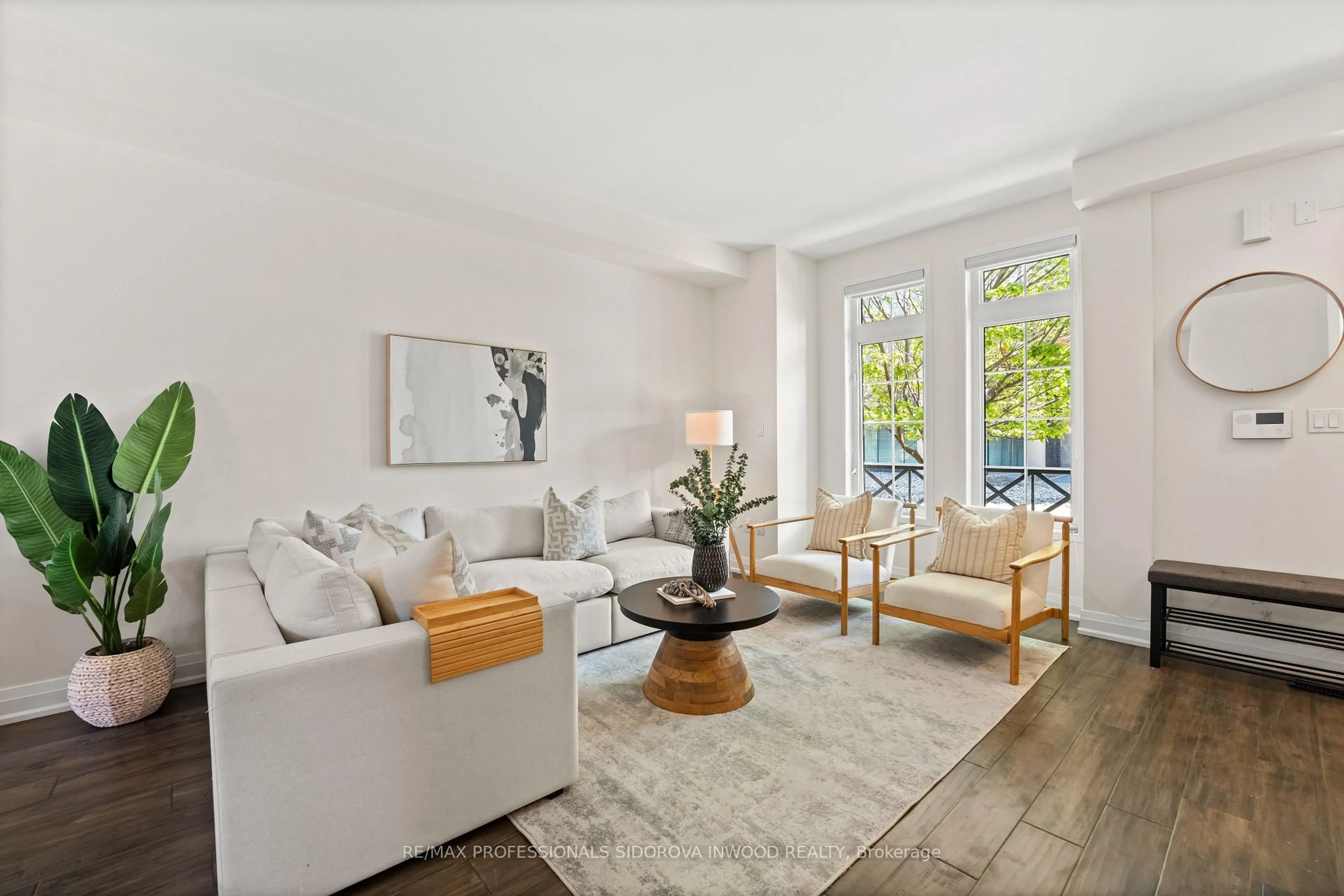 Living room with furniture, unknown for 109 The Queensway #106, Toronto Ontario M6S 5B6