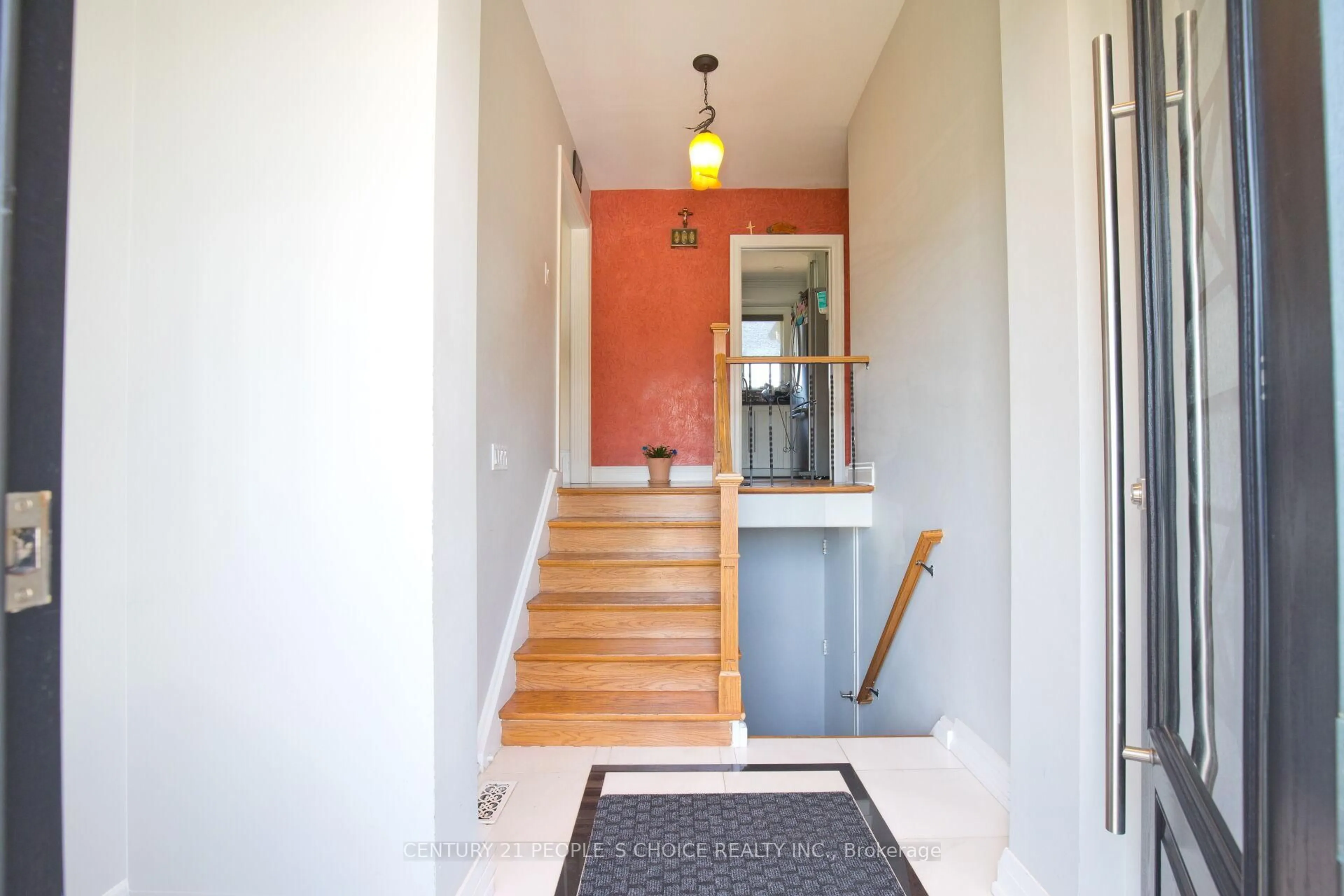 Indoor entryway for 50 Jeffcoat Dr, Toronto Ontario M9W 3B7