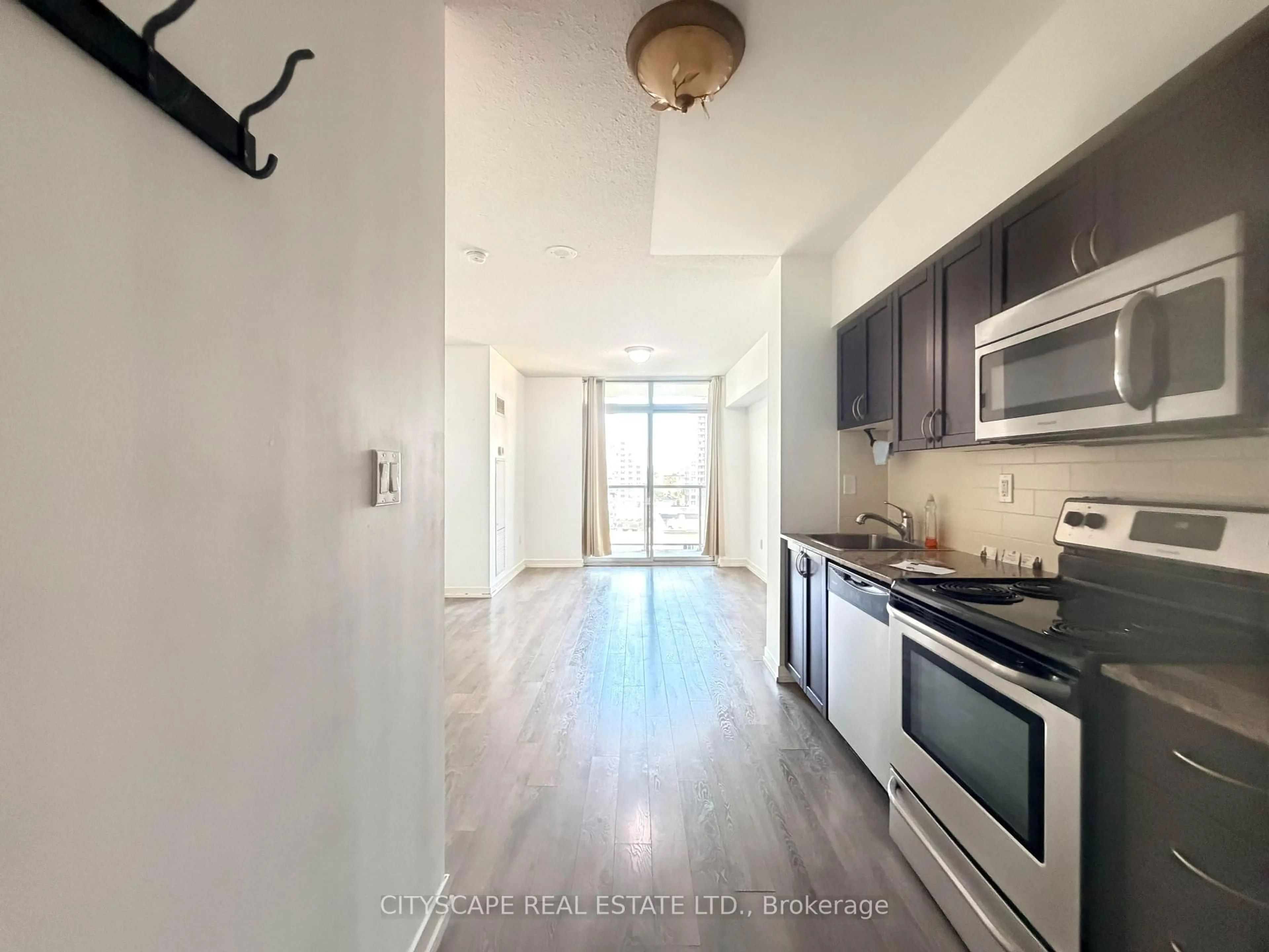 Unknown for 816 Lansdowne Ave #801, Toronto Ontario M6H 4K6