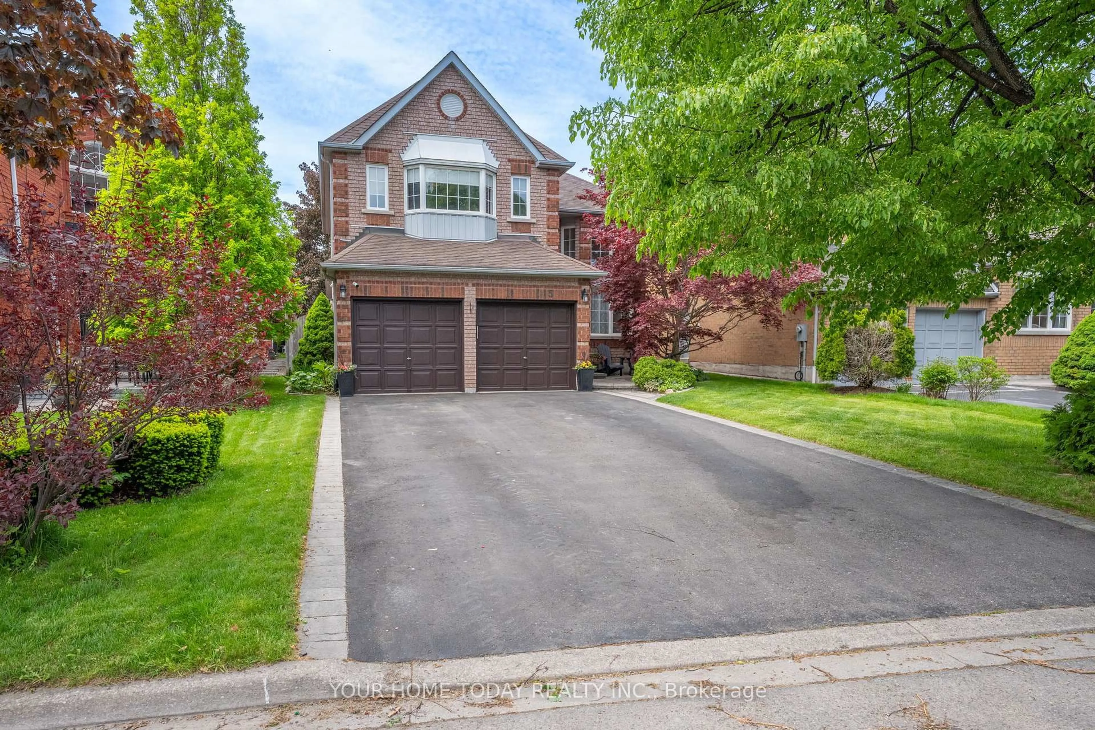 Home with brick exterior material, street for 5 Curry Cres, Halton Hills Ontario L7G 5L4