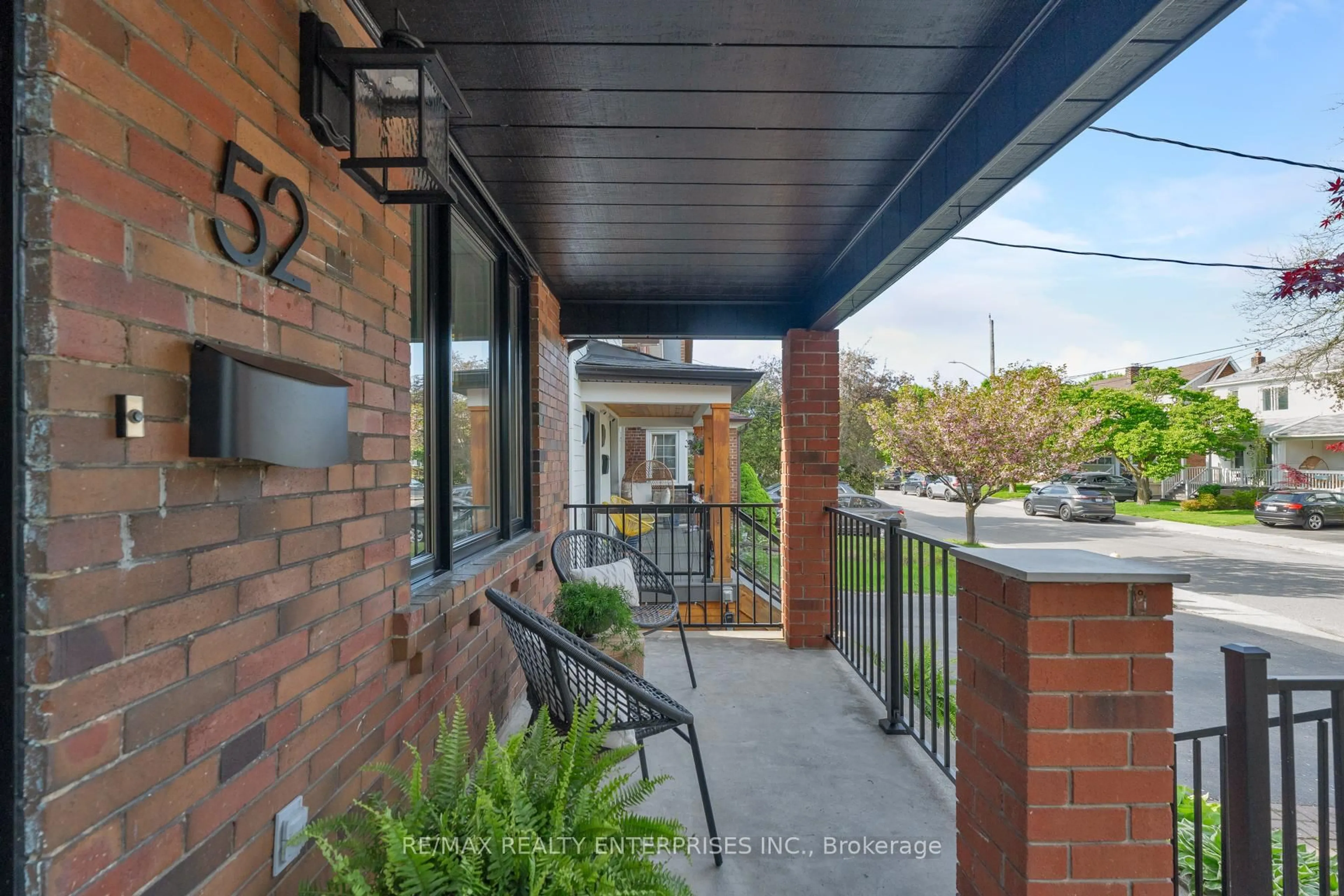 Patio, street for 52 Fifth St, Toronto Ontario M8V 2Z2