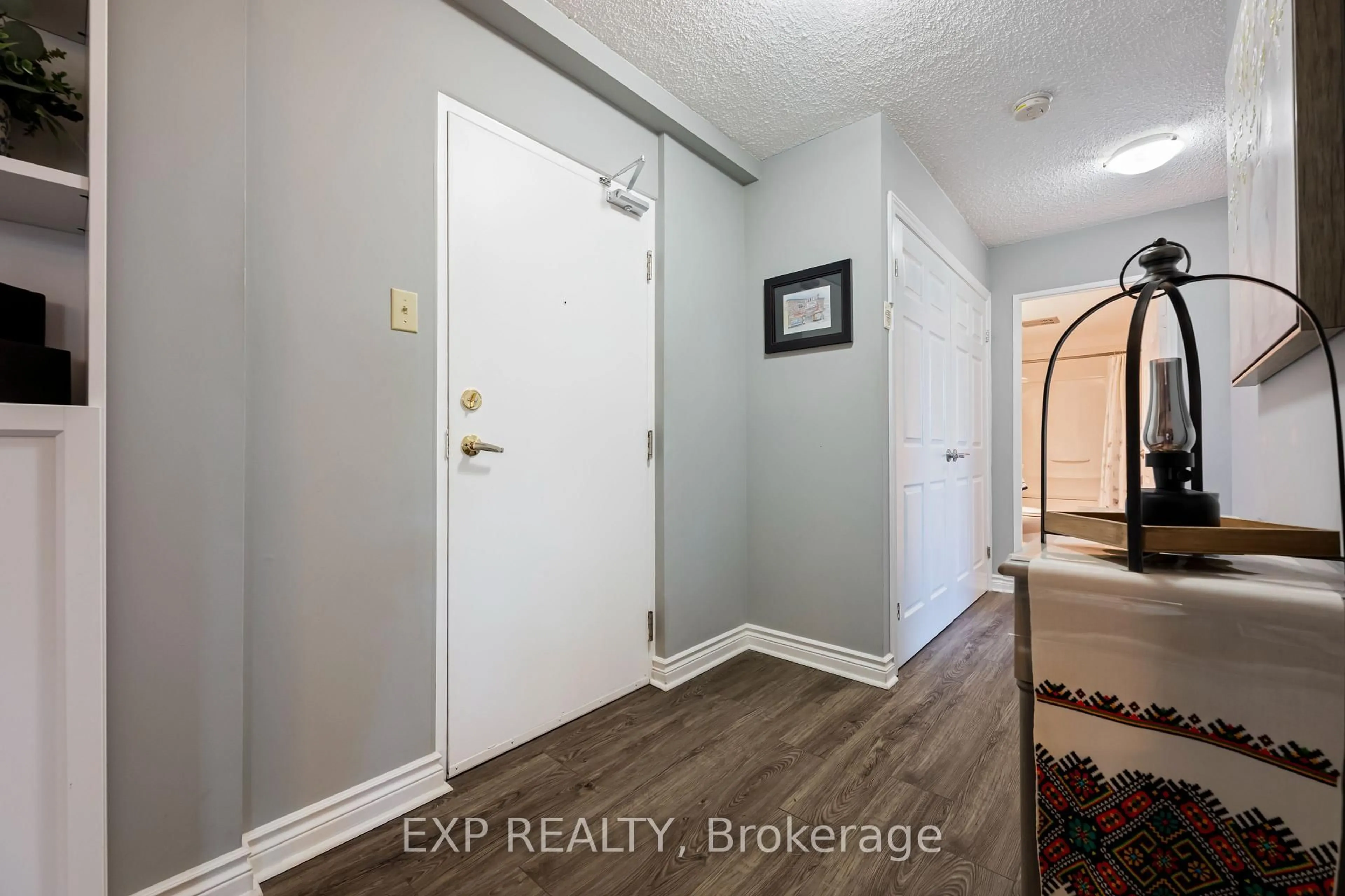 Indoor entryway for 8 Fead St #312, Orangeville Ontario L9W 3X4