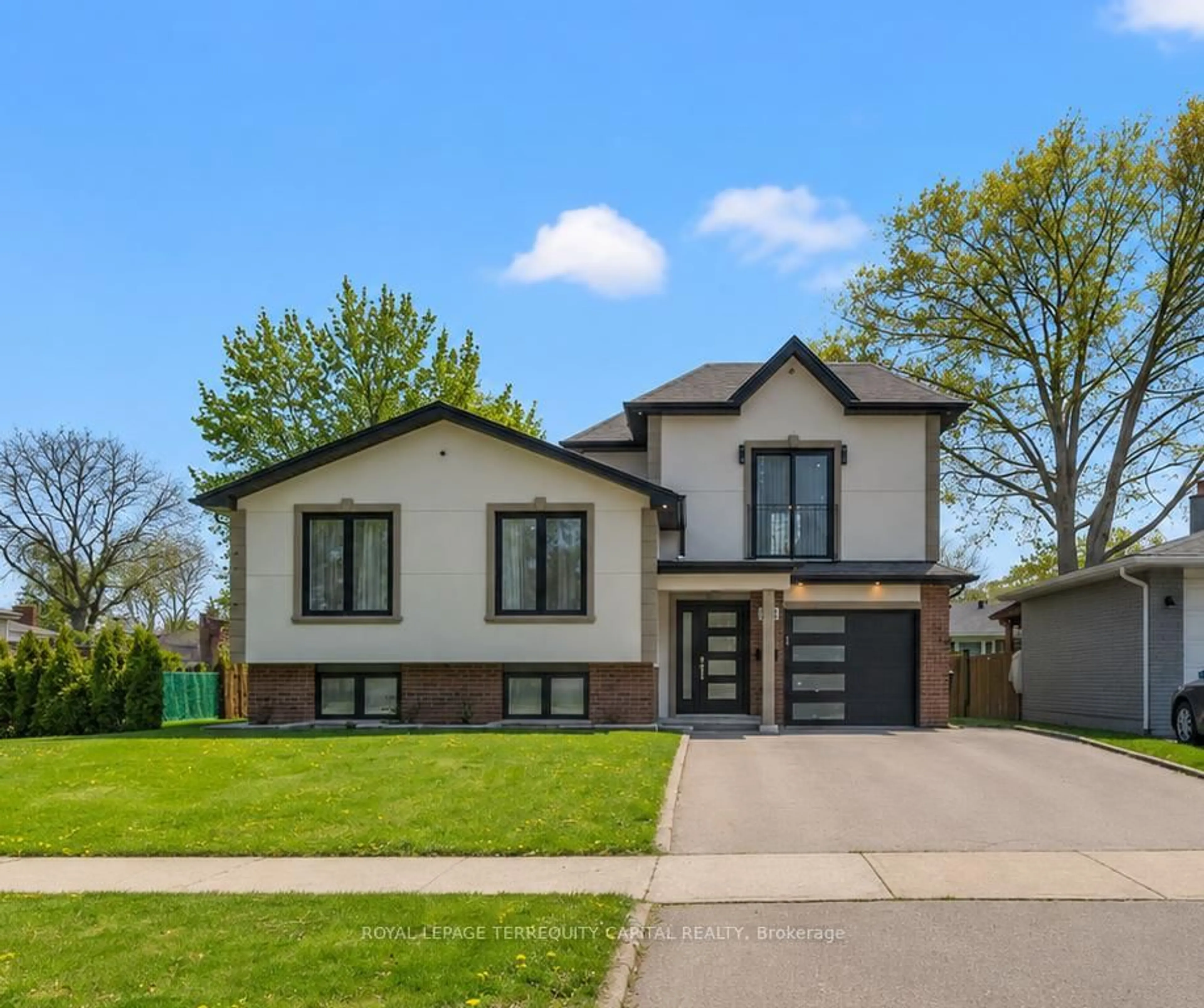 Home with brick exterior material, street for 730 Hyde Rd, Burlington Ontario L7S 1S7