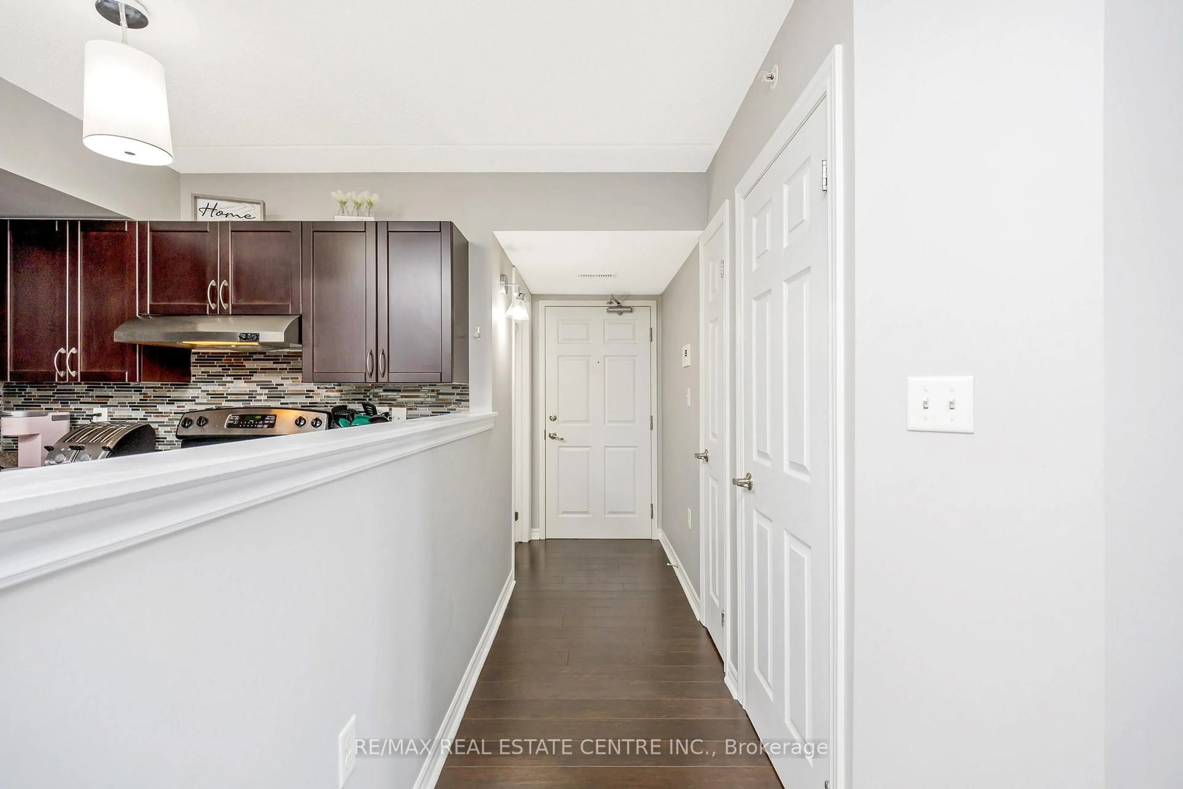 Unknown for 1360 Main St #304, Milton Ontario L9T 7S5