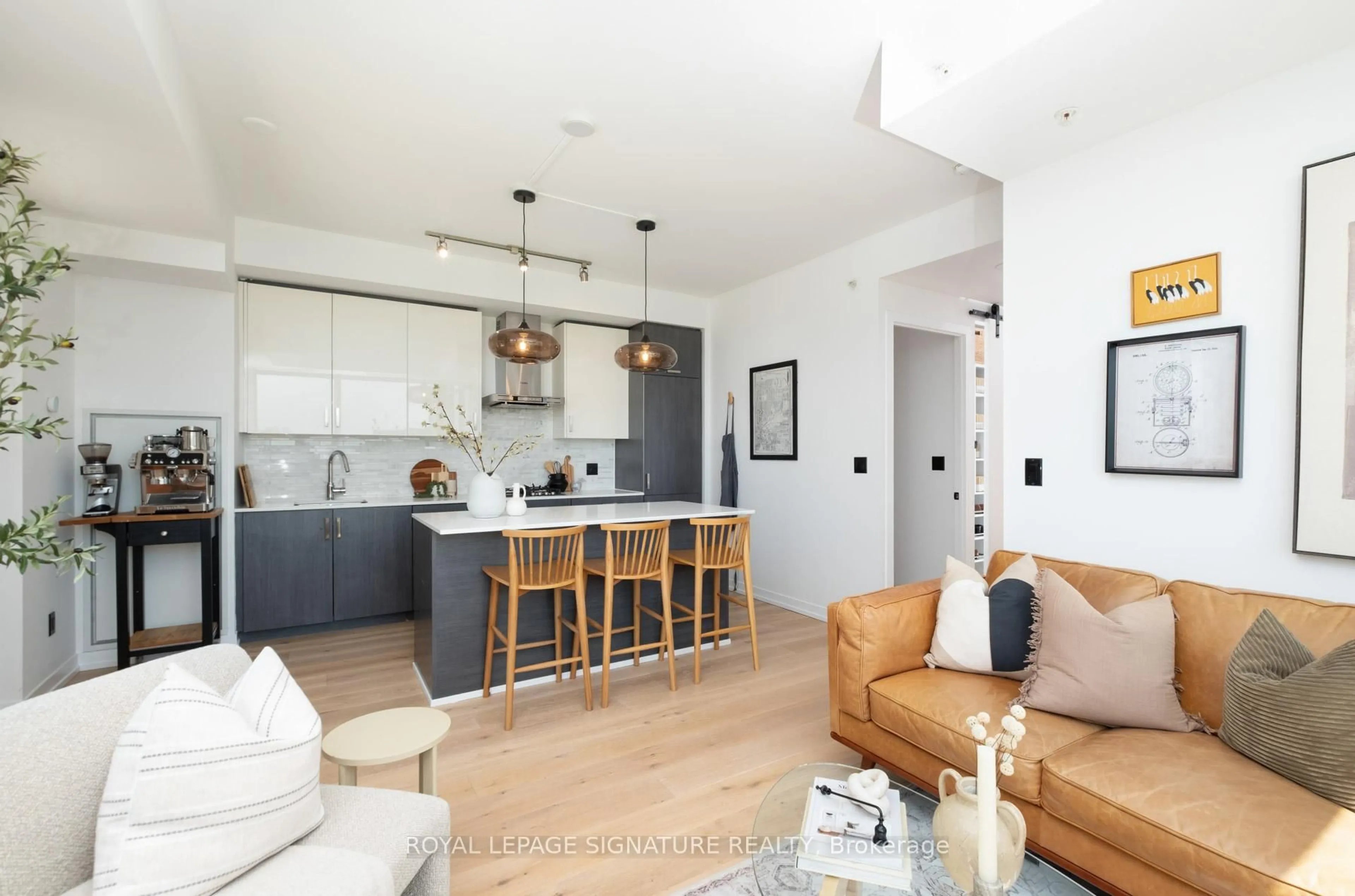 Open concept kitchen, unknown for 36 Howard Park Ave #610, Toronto Ontario M6R 0A5