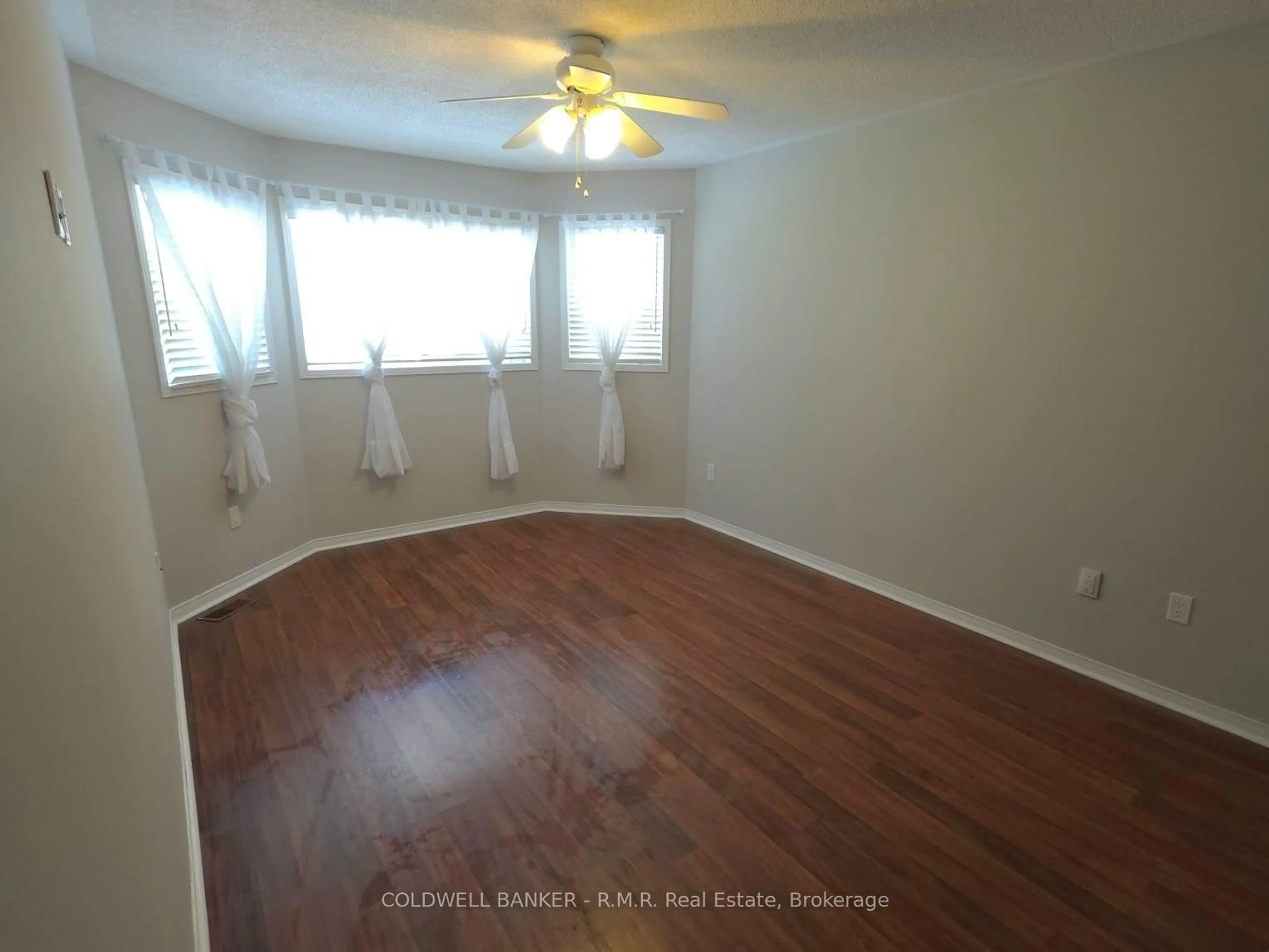 A pic of a room for 7 Fletchers Creek Blvd, Brampton Ontario L6X 4R7