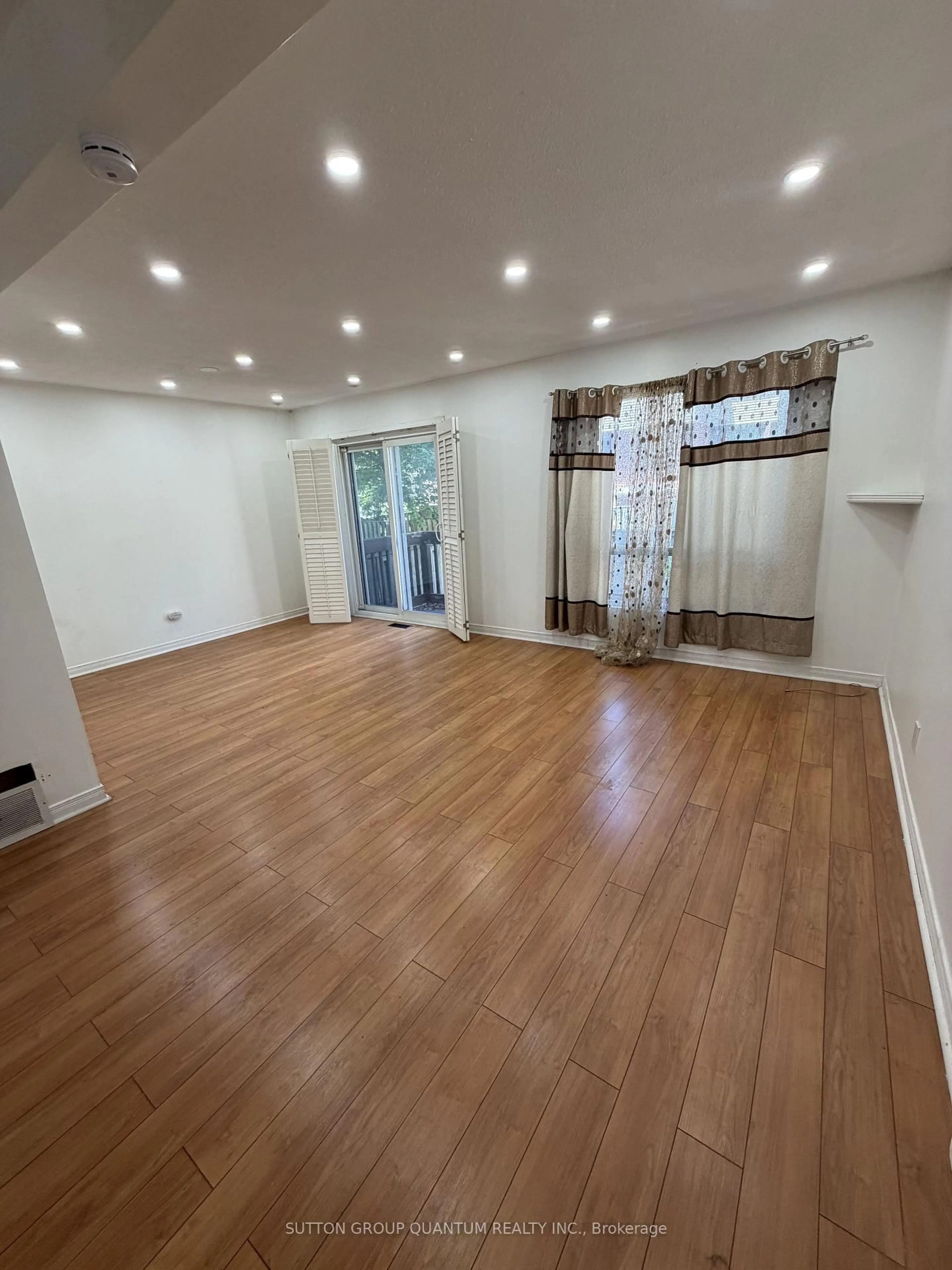 A pic of a room for 48 Carleton Pl, Brampton Ontario L6T 3Z4