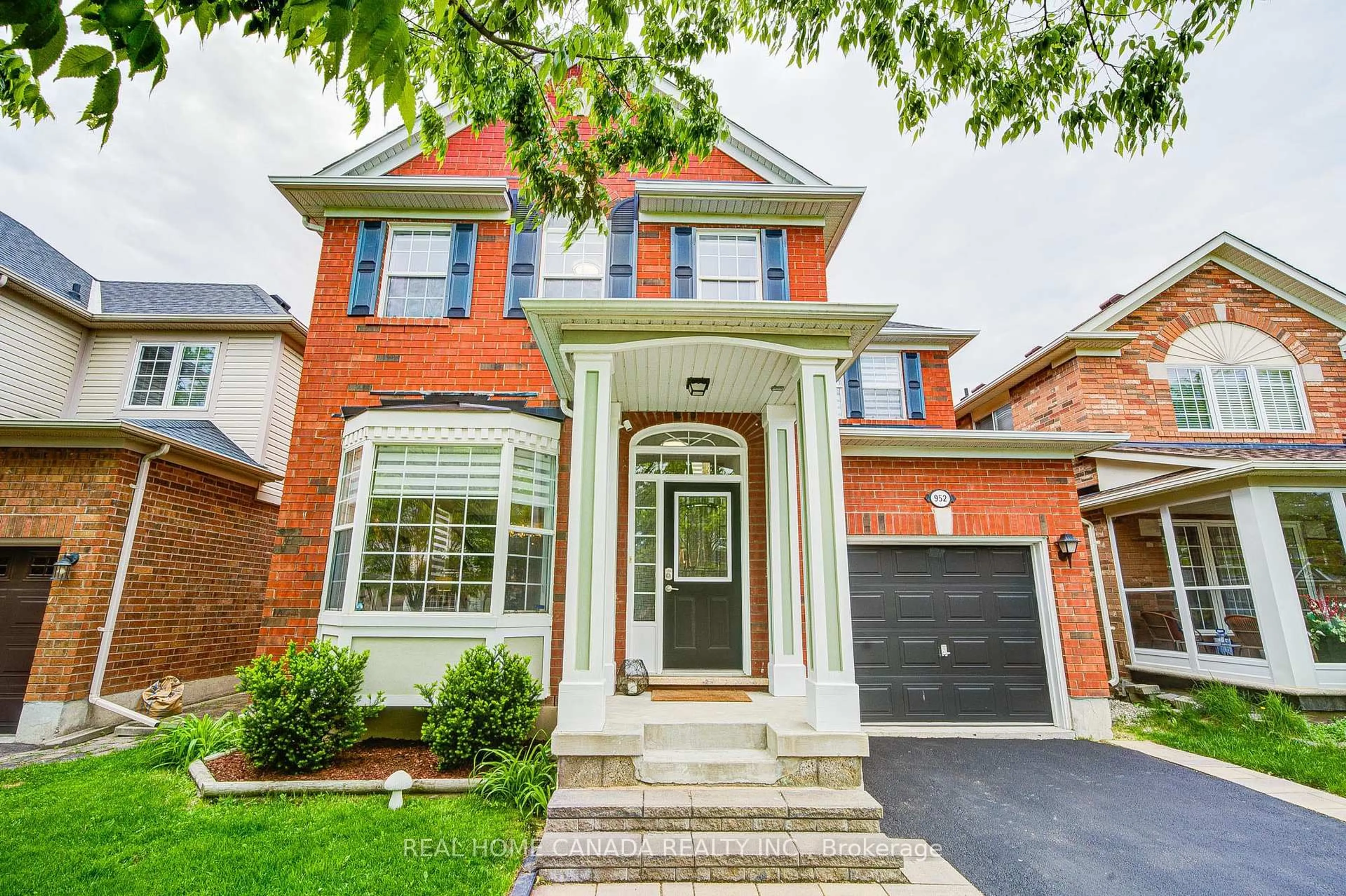 Home with brick exterior material, street for 952 Huffman Cres Cres, Milton Ontario L9T 6M7